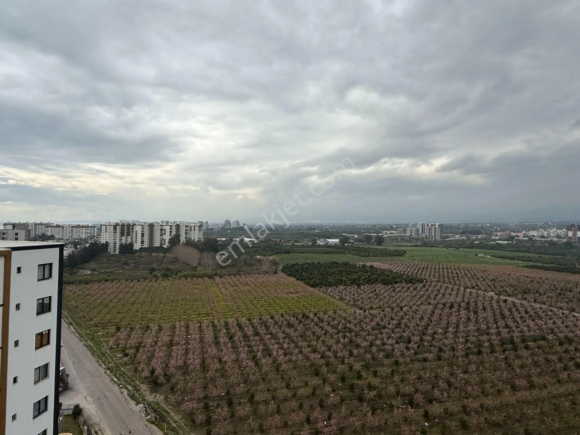 Thordan Satılık Liparis Kremlin'de Önü Açık 2+1 107m2 Daire - Görsel 3