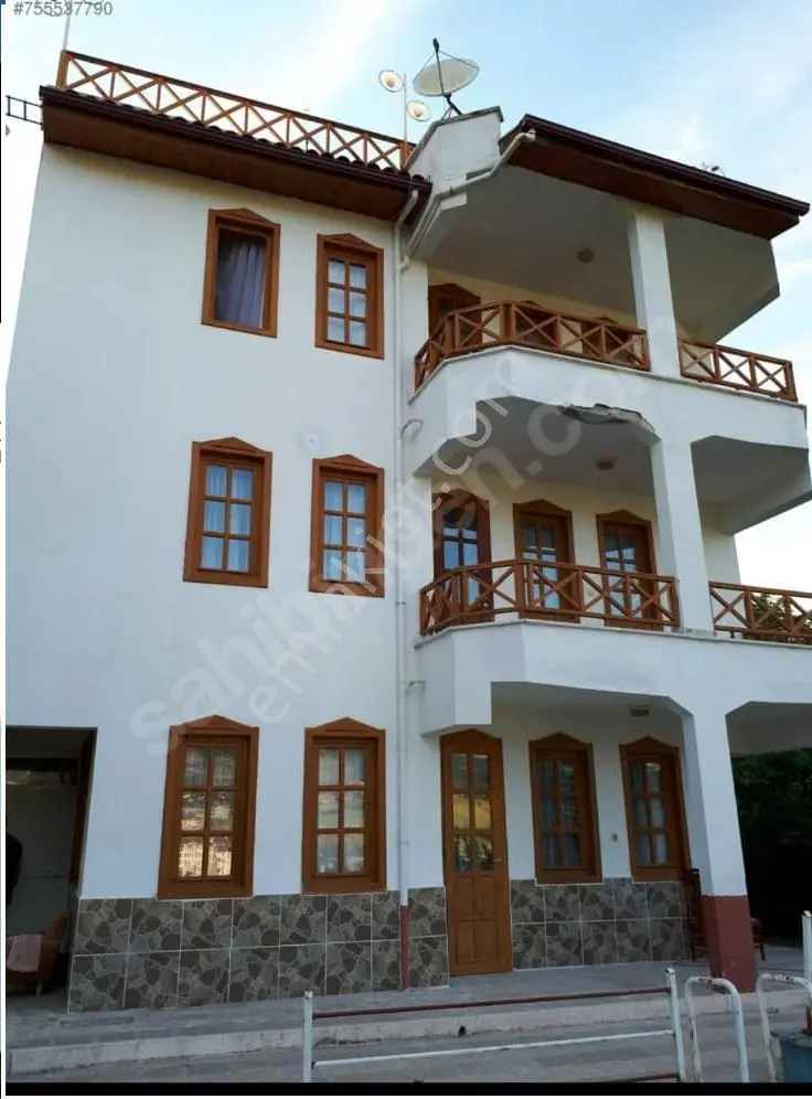 Akif'ten Güdül'de Havuzlu&bahçeli Doğayla İç İçe Satılık Tripleks Villa - Görsel 3