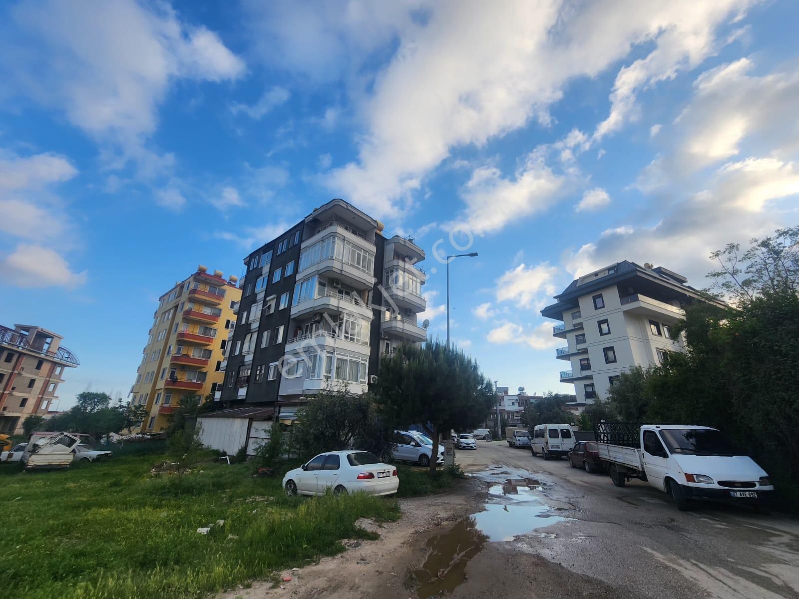 Alanya Çıplaklı'da Çıplaklı Kavşağında Satılık 150 M2 Müstakil Giriş Dükkan - Görsel 4