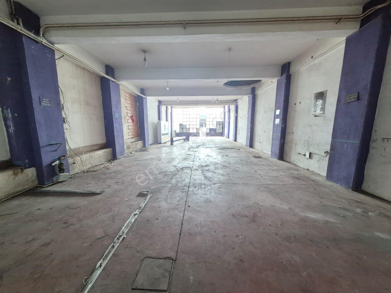 Delux'den 100.yıl Sanayi Sitesinde 400m2 Satılık Dükkan - Görsel 5