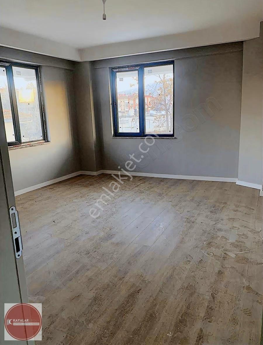 Satılık 2+1 Daire: 100m², Yüksek Giriş, Merkezi Konum - Görsel 10