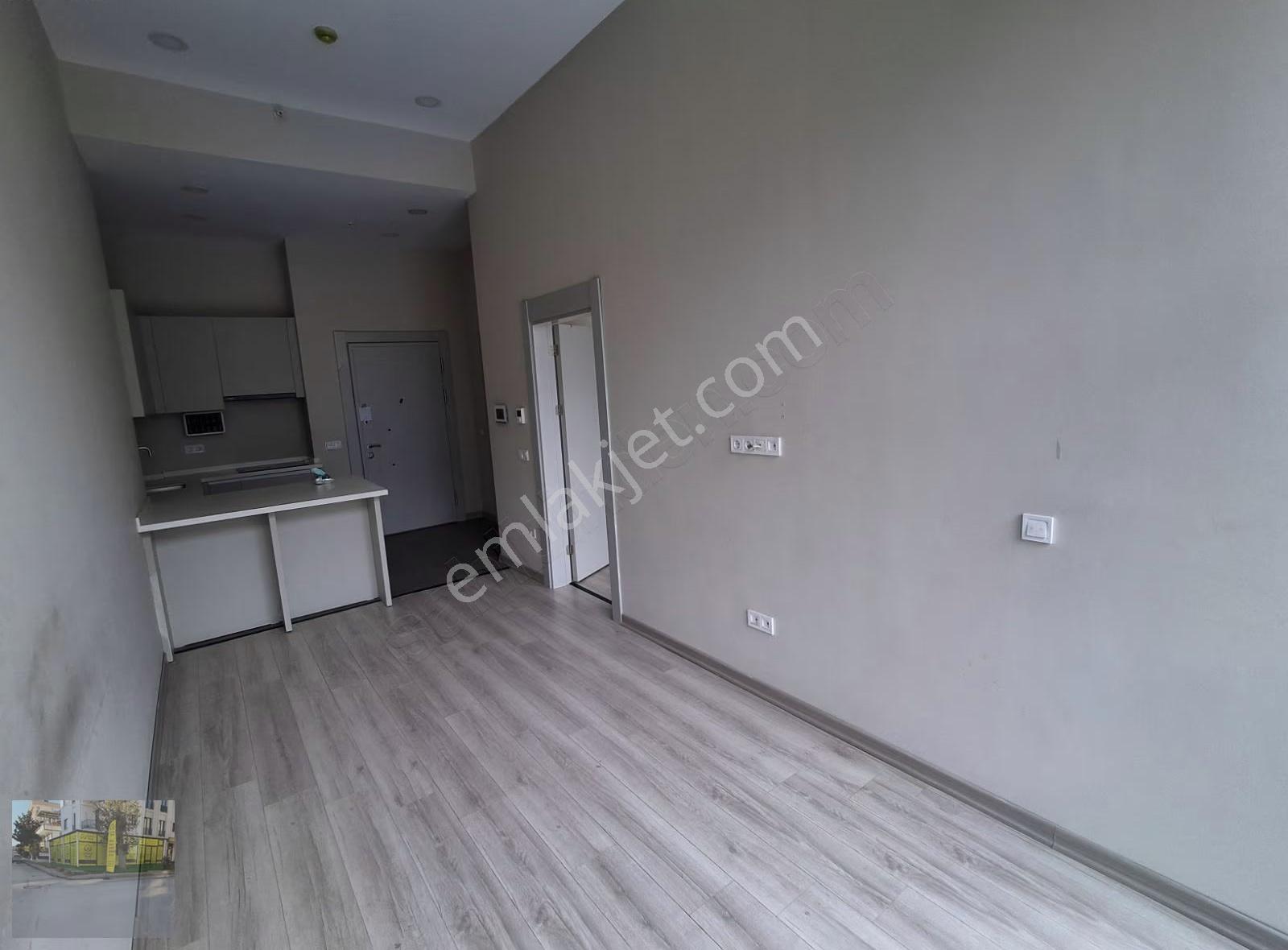 Semt77'de Havuz Manzaralı, Oturuma Hazır Masrafsız 1+1 - Görsel 2