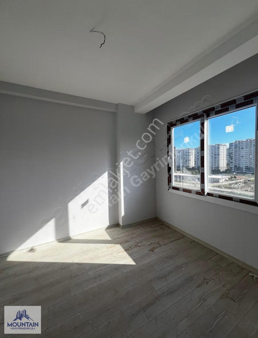 Deniz Manzaralı, Merkezi Konumda Kiralık 2+1 Daire - Görsel 5