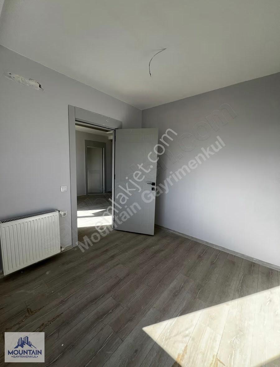 Deniz Manzaralı, Merkezi Konumda Kiralık 2+1 Daire - Görsel 2