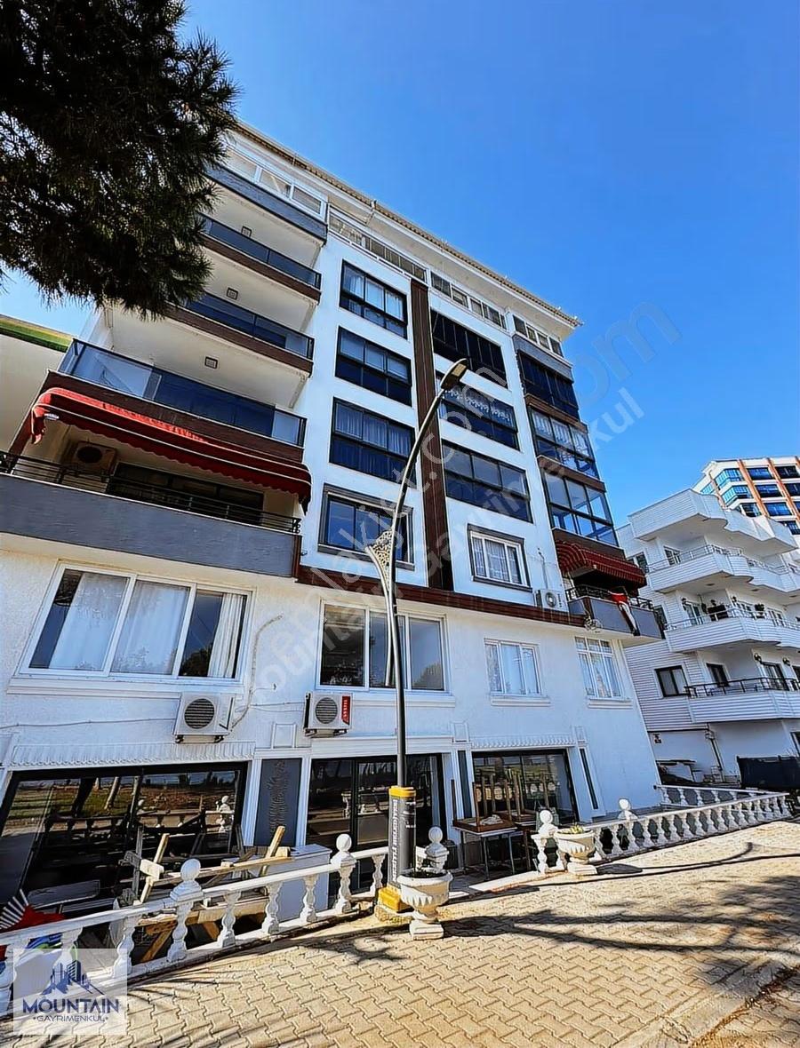 Komple Deniz Manzaralı, Yalı Edasında Satılık 2+1 Lüx Daire - Görsel 18