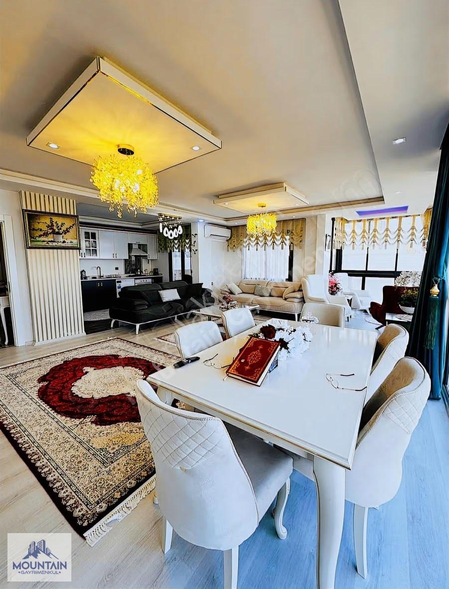 Komple Deniz Manzaralı, Yalı Edasında Satılık 2+1 Lüx Daire - Görsel 15