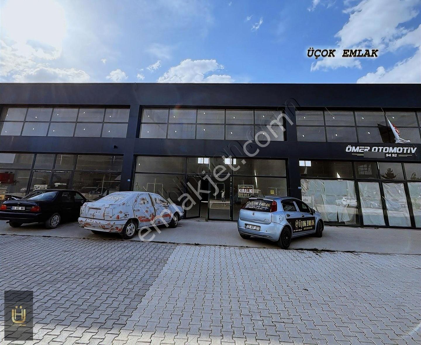 Afyon Üçok Emlaktan Ankara Yolu Üzeri Satılık Sıfır 150m² Dükkan