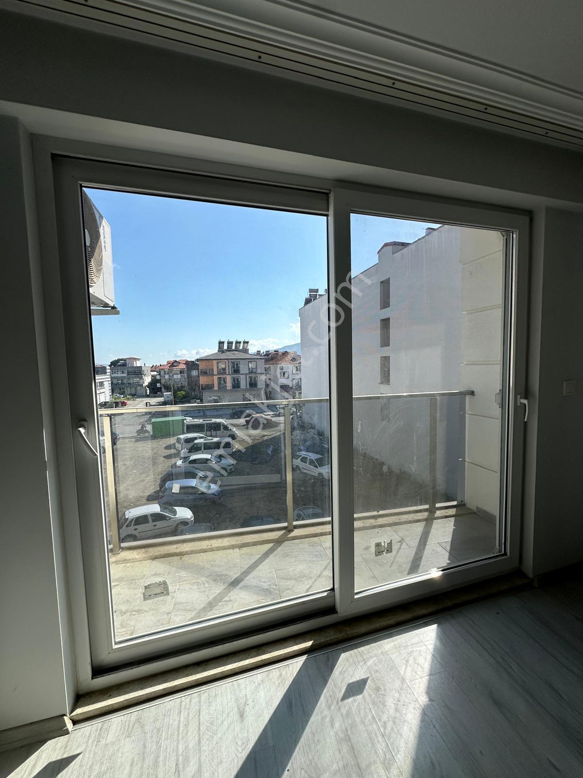 Ortaca Da Merkezi Konum 1+1 Daire Kiralık - Görsel 2