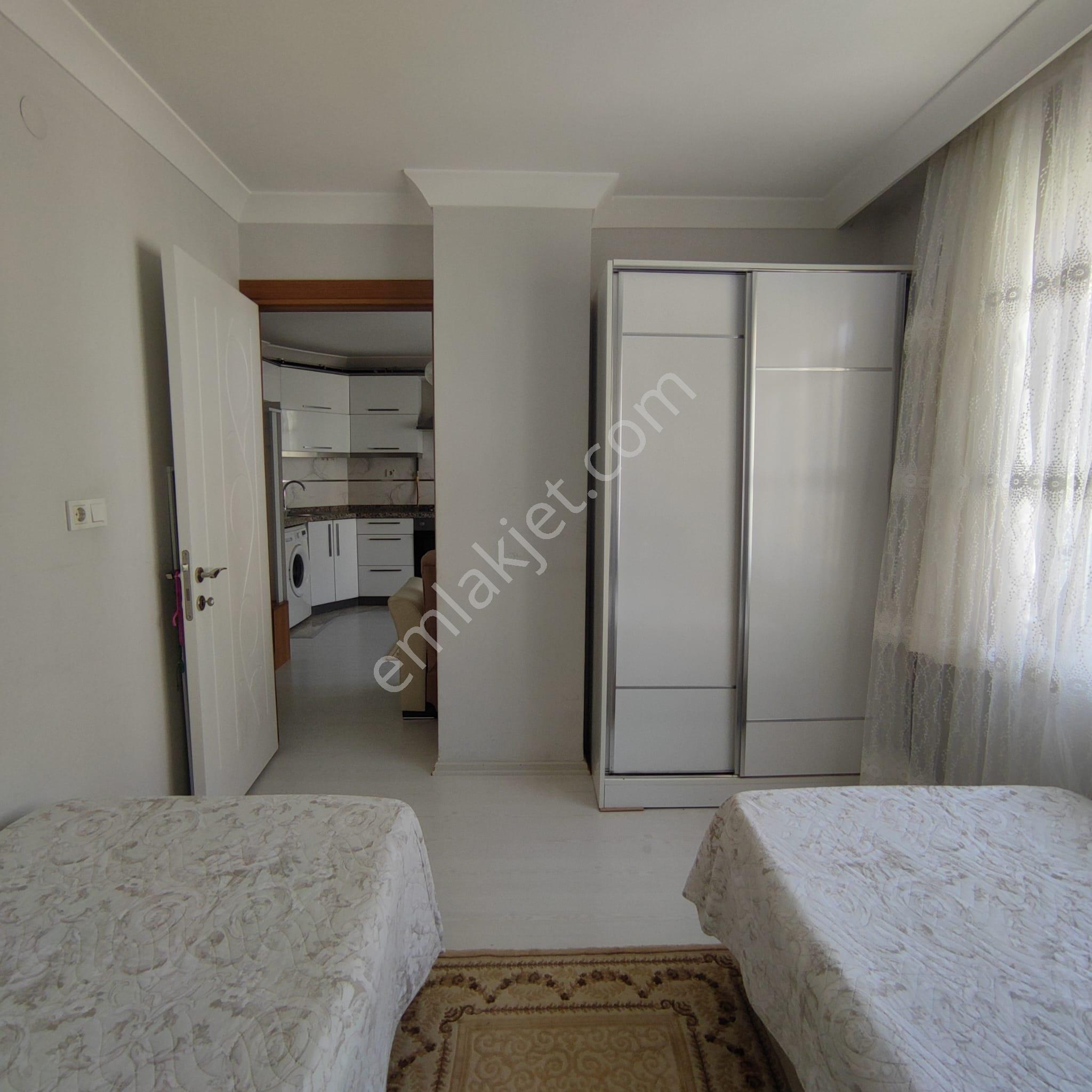 Elfi Den Plevne Mahallesi Kiralık 1+1 Daire - Görsel 8