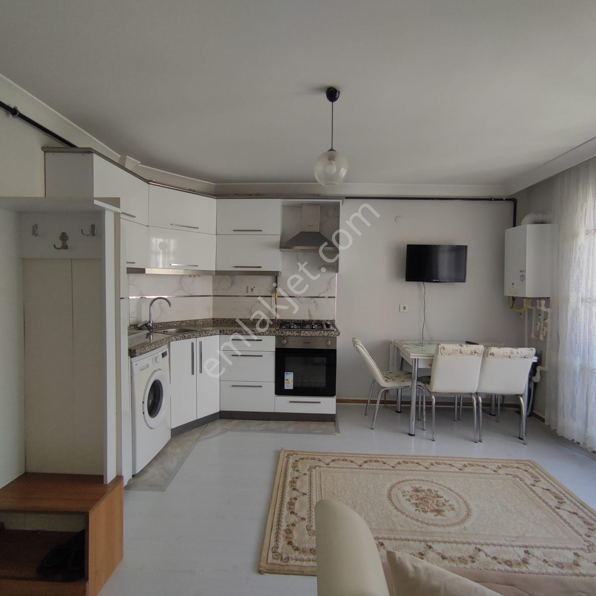 Elfi Den Plevne Mahallesi Kiralık 1+1 Daire - Görsel 3