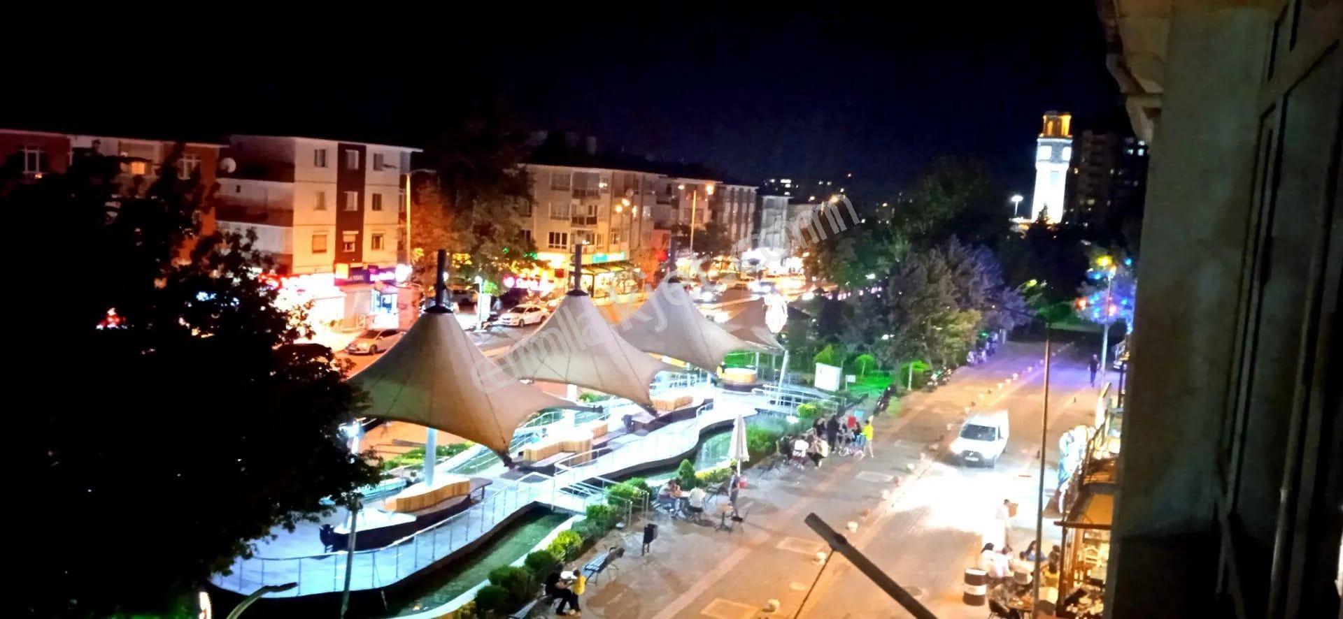 Aşağı Eylencenin En Güzide Konumlu Dairesi Ful Cadde Üstü Odalar - Görsel 22