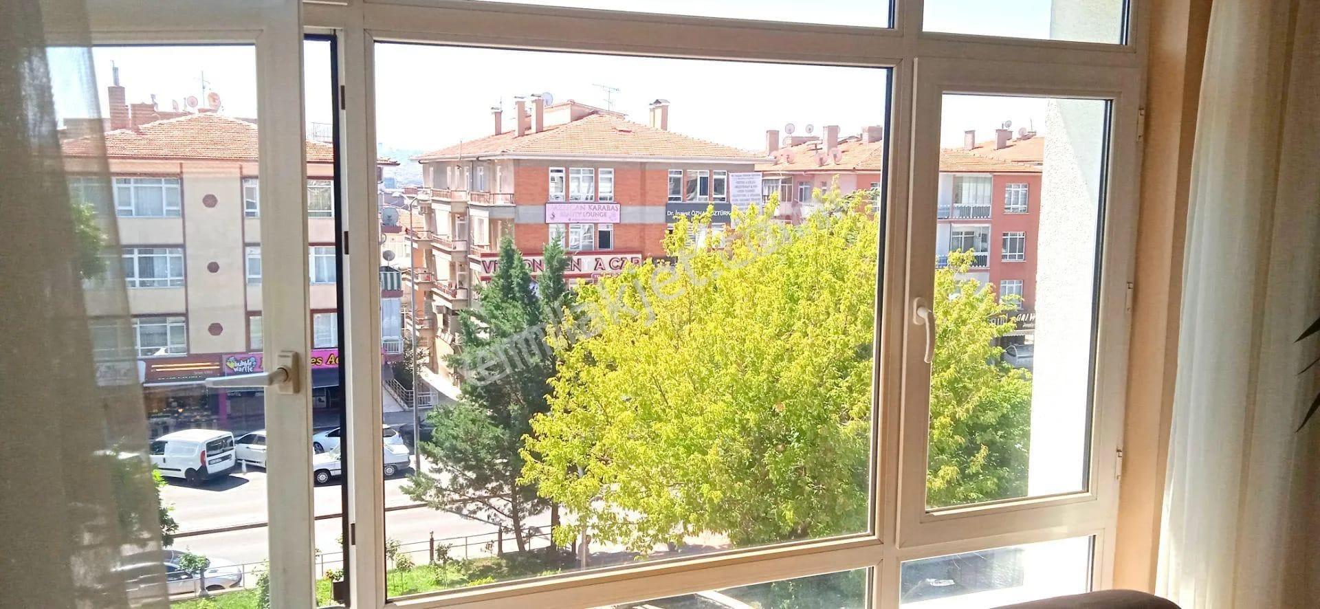Aşağı Eylencenin En Güzide Konumlu Dairesi Ful Cadde Üstü Odalar - Görsel 2