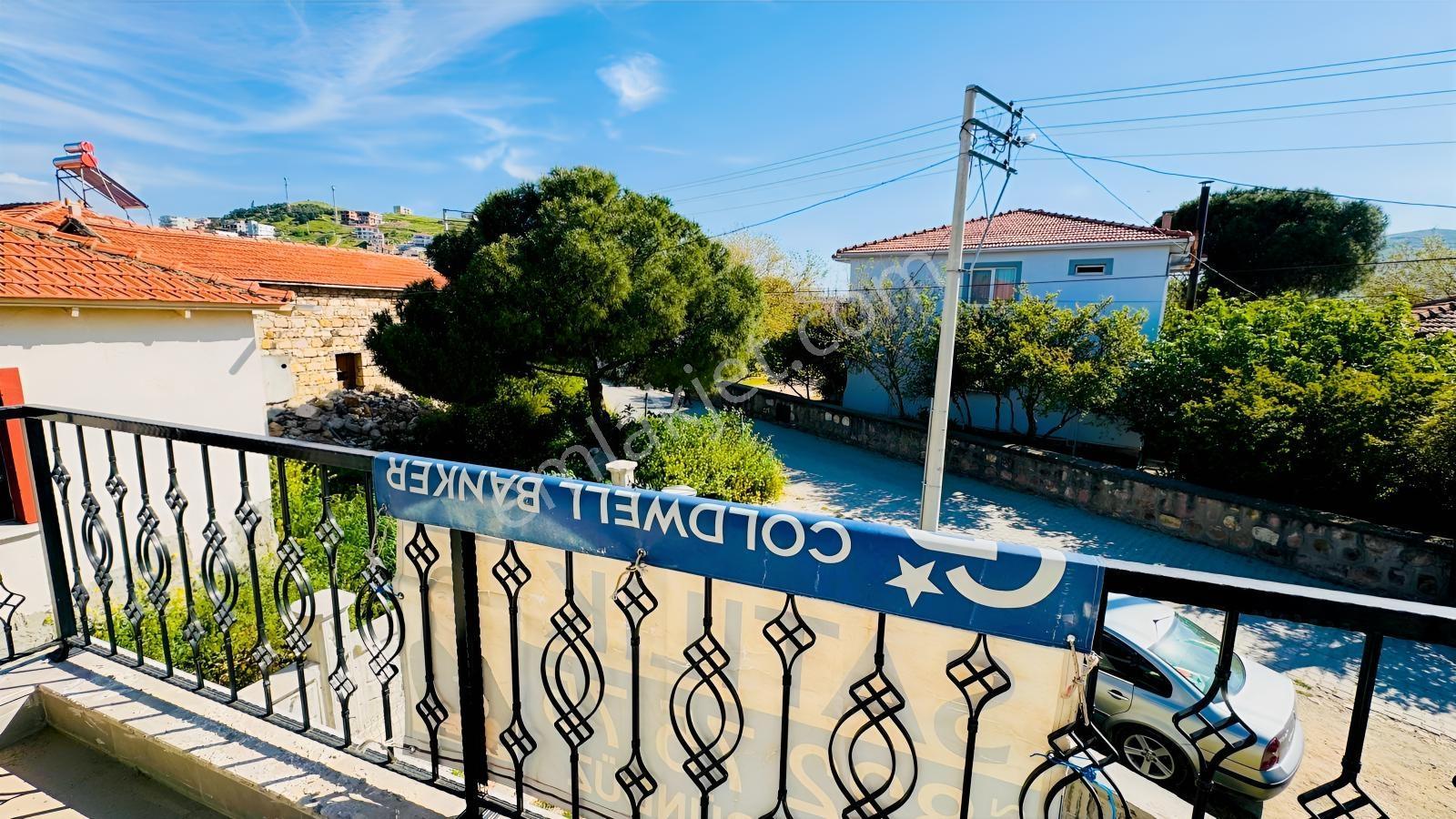 Foça Hacıveli Mah. Teraslı Satılık 2+1 Daire - Görsel 18