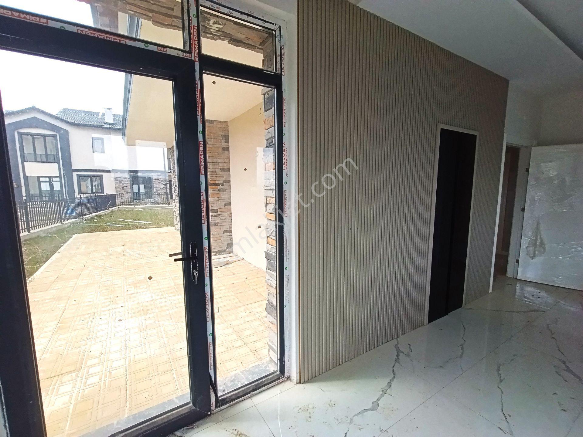 Kd Yapı Gayrimenkul’den Karşıyaka’ Da Satılık Lüx Villa - Görsel 9