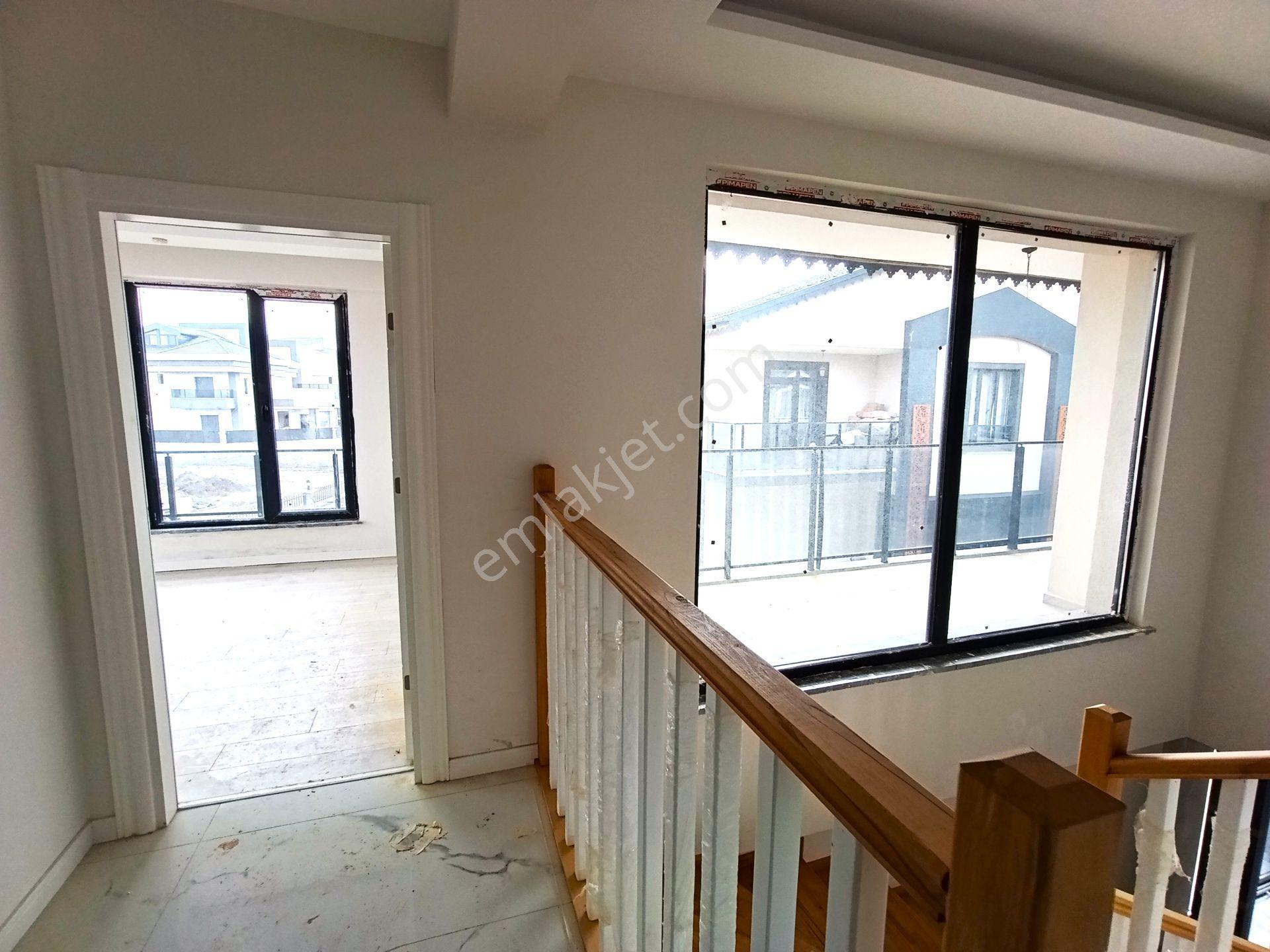 Kd Yapı Gayrimenkul’den Karşıyaka’ Da Satılık Lüx Villa - Görsel 19