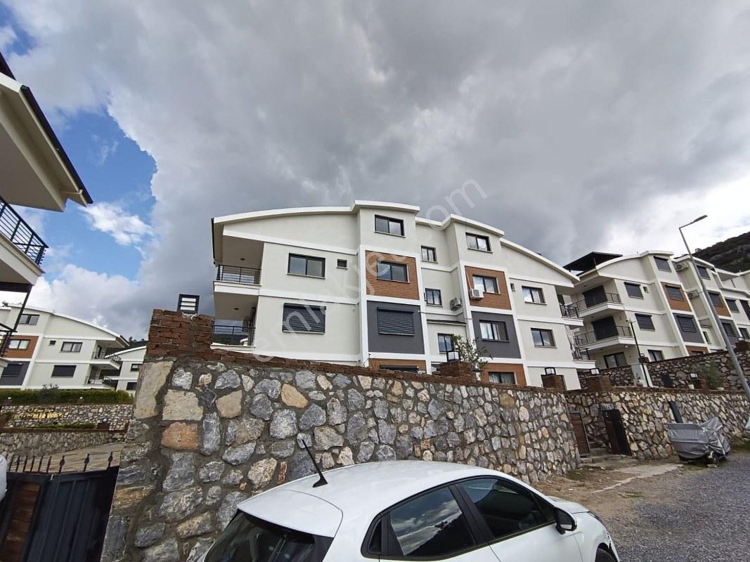 Akbük'te Kiralık Havuzlu Sitede 3+1 Manzaralı Dubleks - Görsel 10