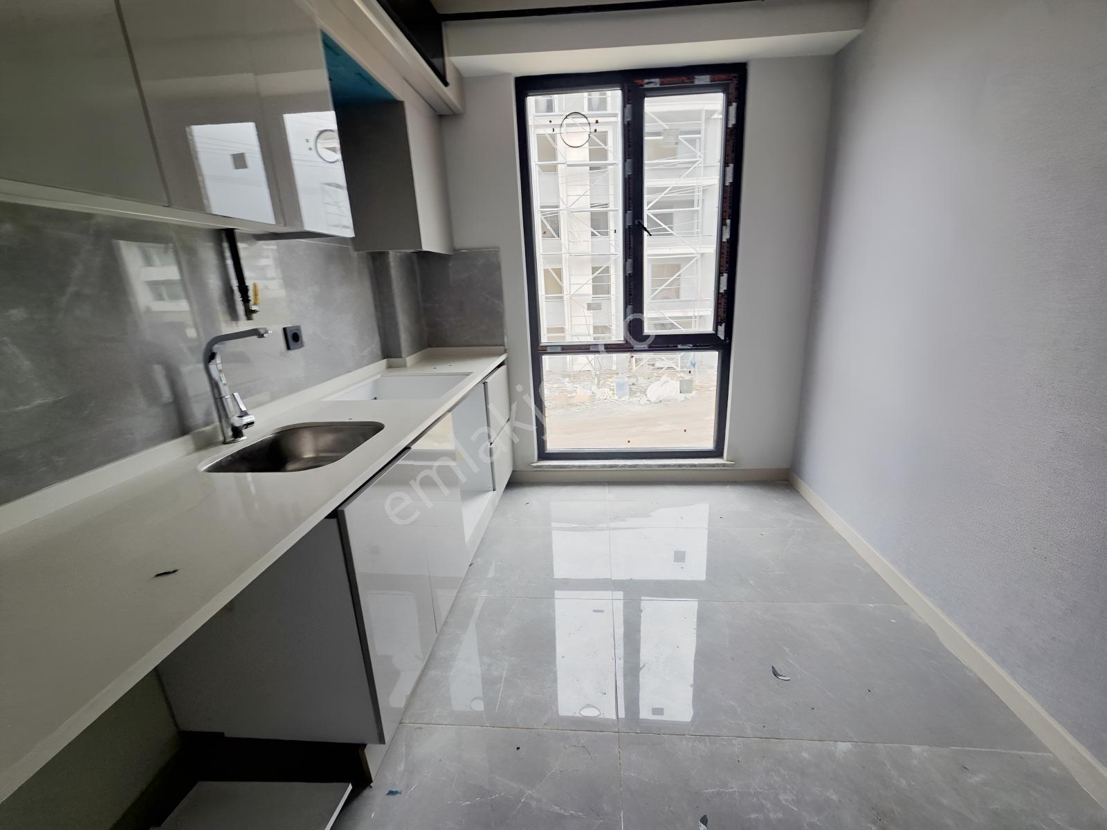 Yeşilyurt Bulvarın Kalbinde 2+1 Satılık Arakat - Görsel 24
