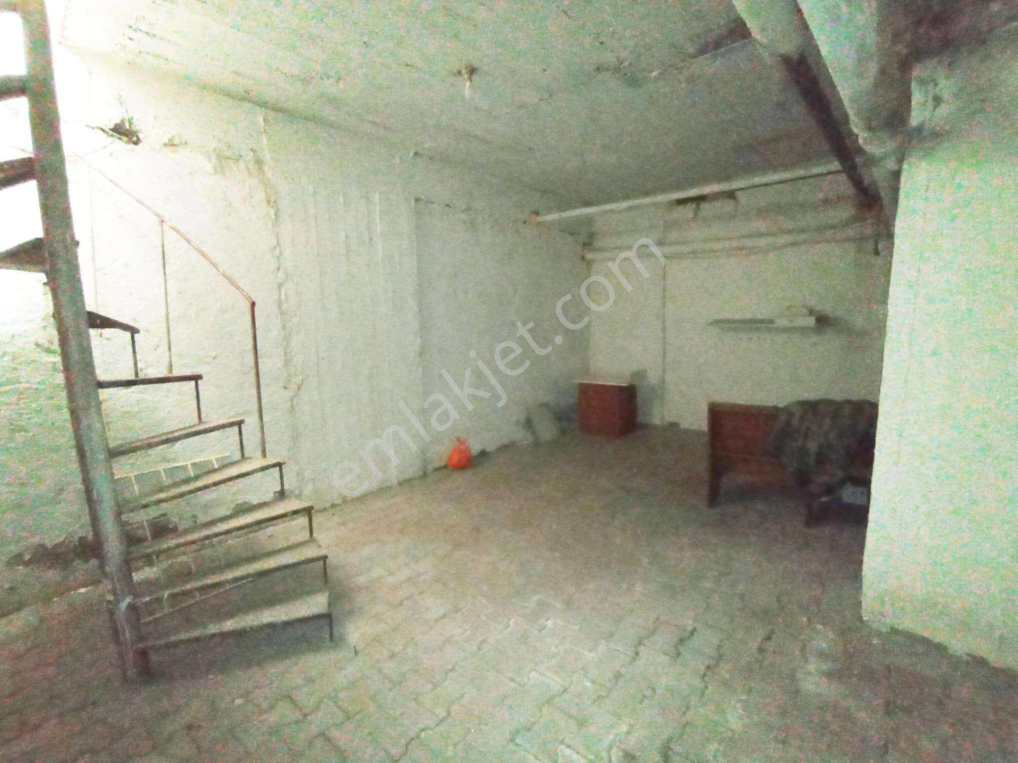 Koyuncu Petrol Civarı 60 M2 Giriş + 30 M2 Bodrumlu Dükkan - Görsel 8