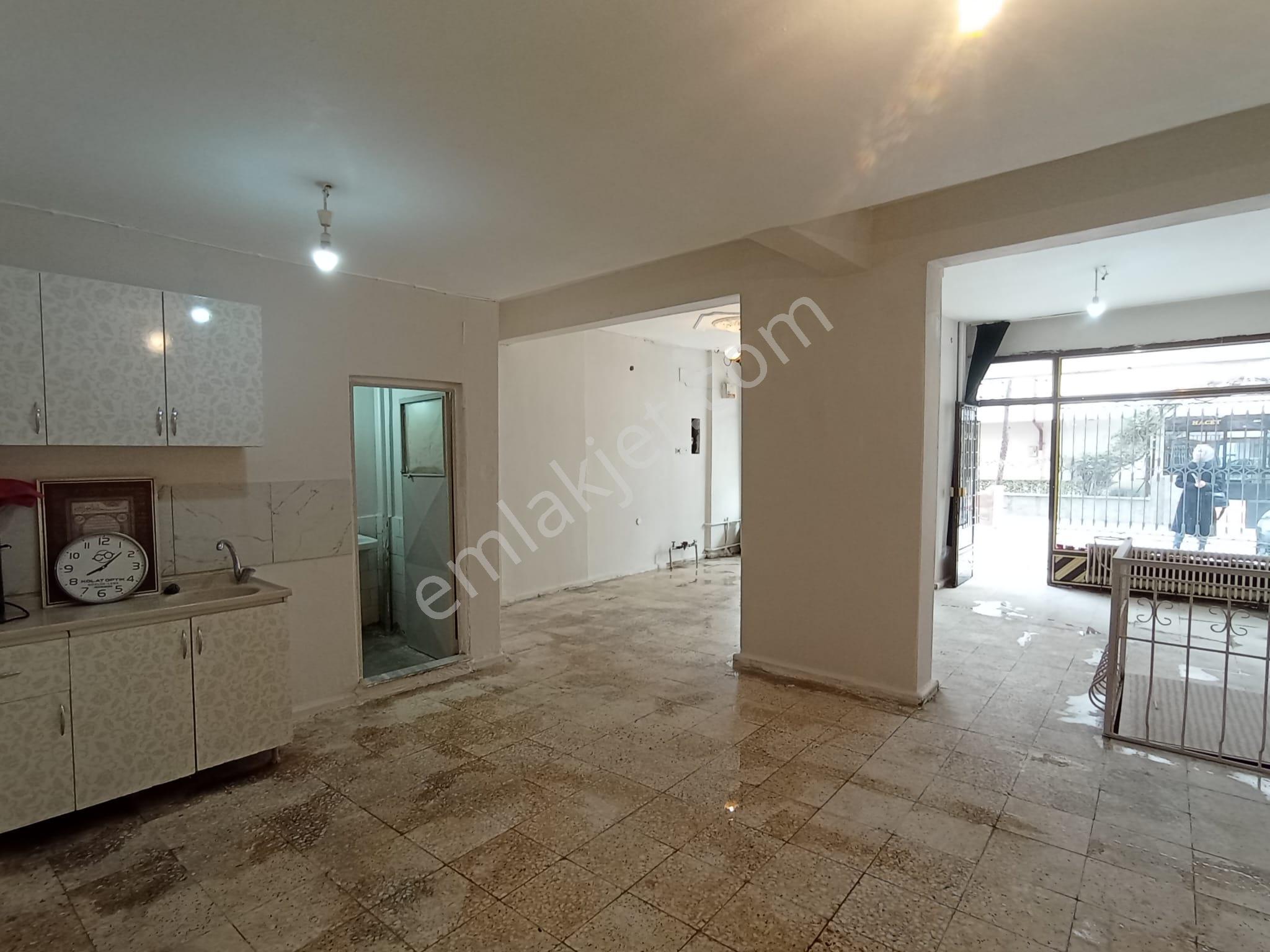 Koyuncu Petrol Civarı 60 M2 Giriş + 30 M2 Bodrumlu Dükkan - Görsel 9