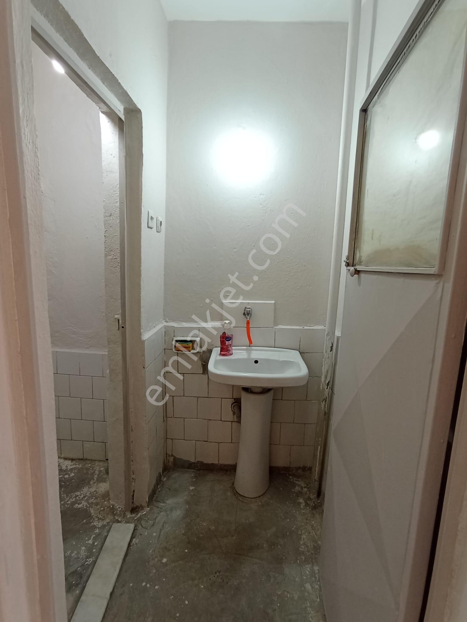 Koyuncu Petrol Civarı 60 M2 Giriş + 30 M2 Bodrumlu Dükkan - Görsel 6