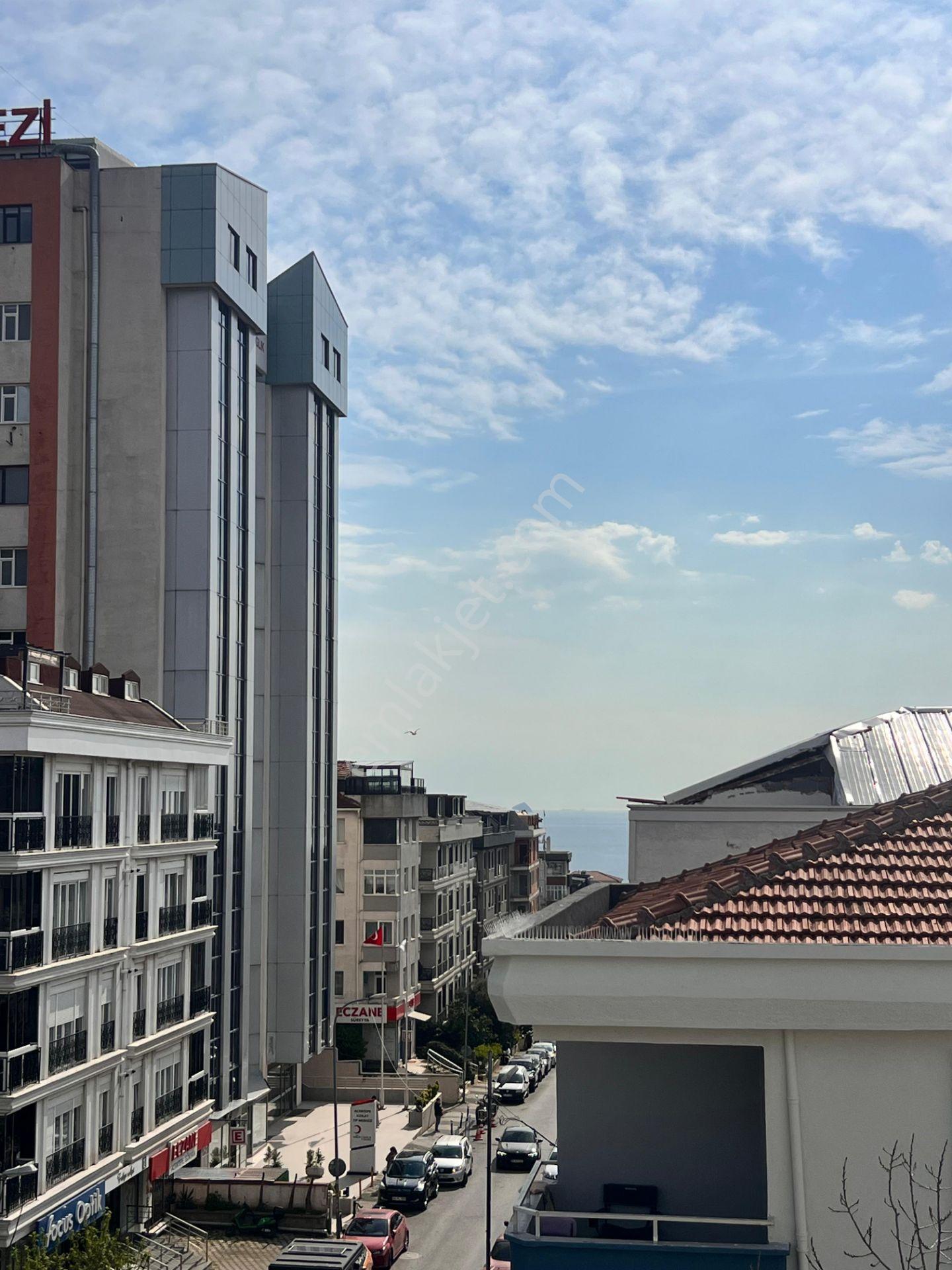 Kaçmaz'dan Altıntepe'de Teraslı Saunalı Özel Tasarımlı Lüks 6+1 - Görsel 13