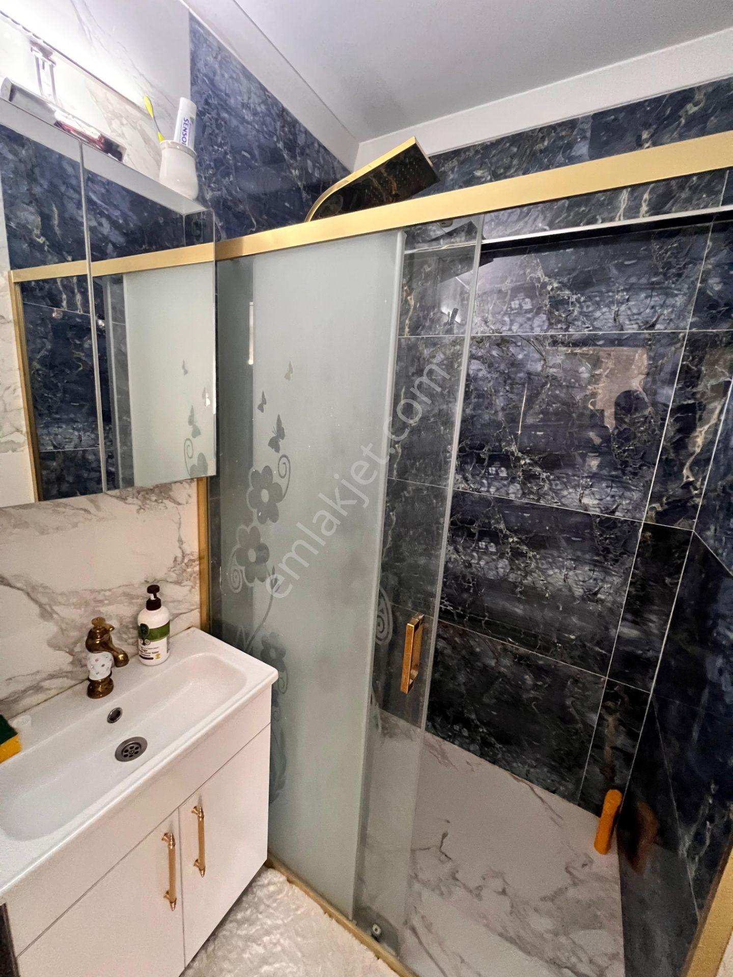 Kaçmaz'dan Altıntepe'de Teraslı Saunalı Özel Tasarımlı Lüks 6+1 - Görsel 27