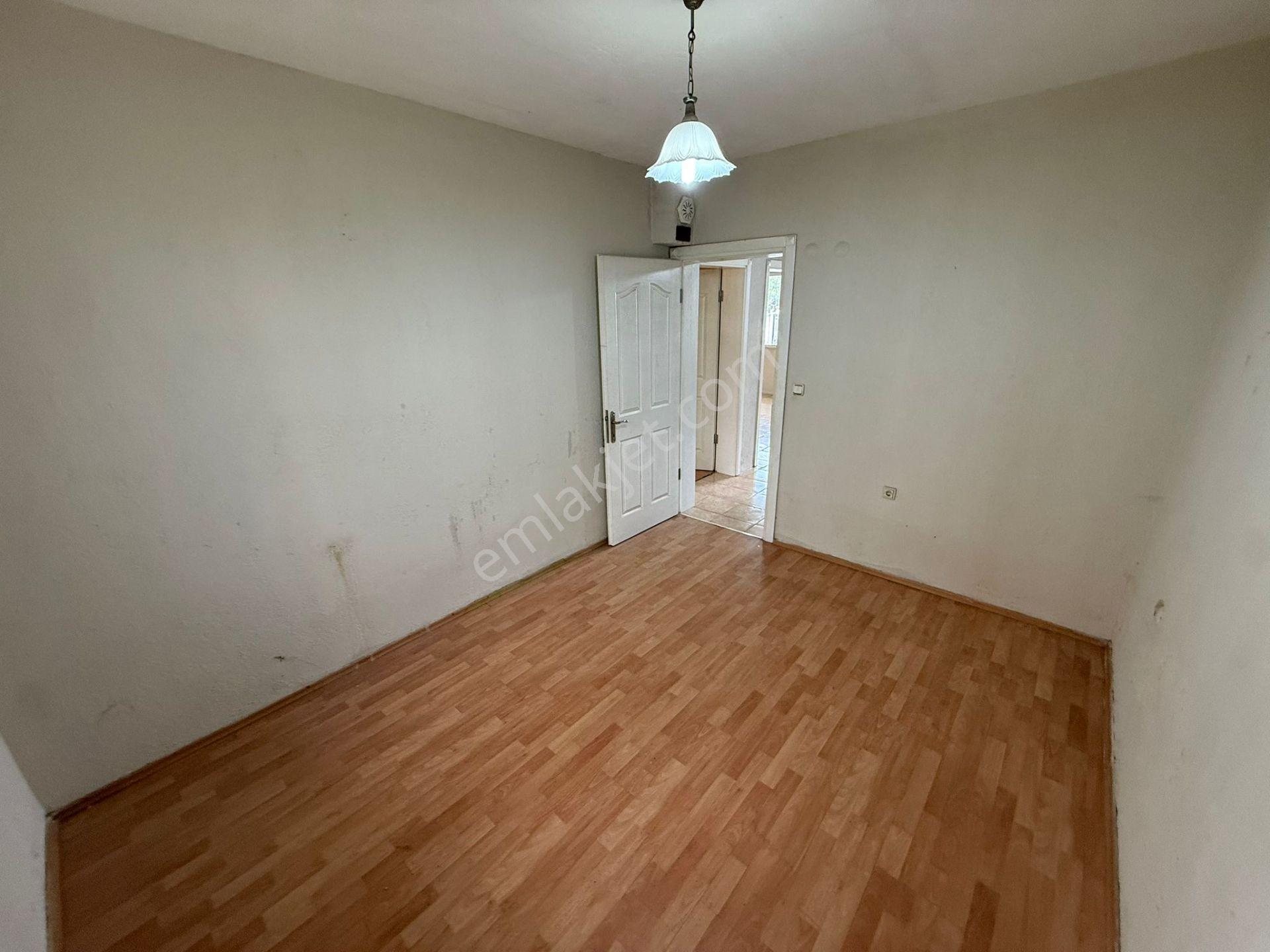 Menderes Turyap'tan Gazipaşa Mh. 202m² Arsa İçinde Müstakil Ev - Görsel 9
