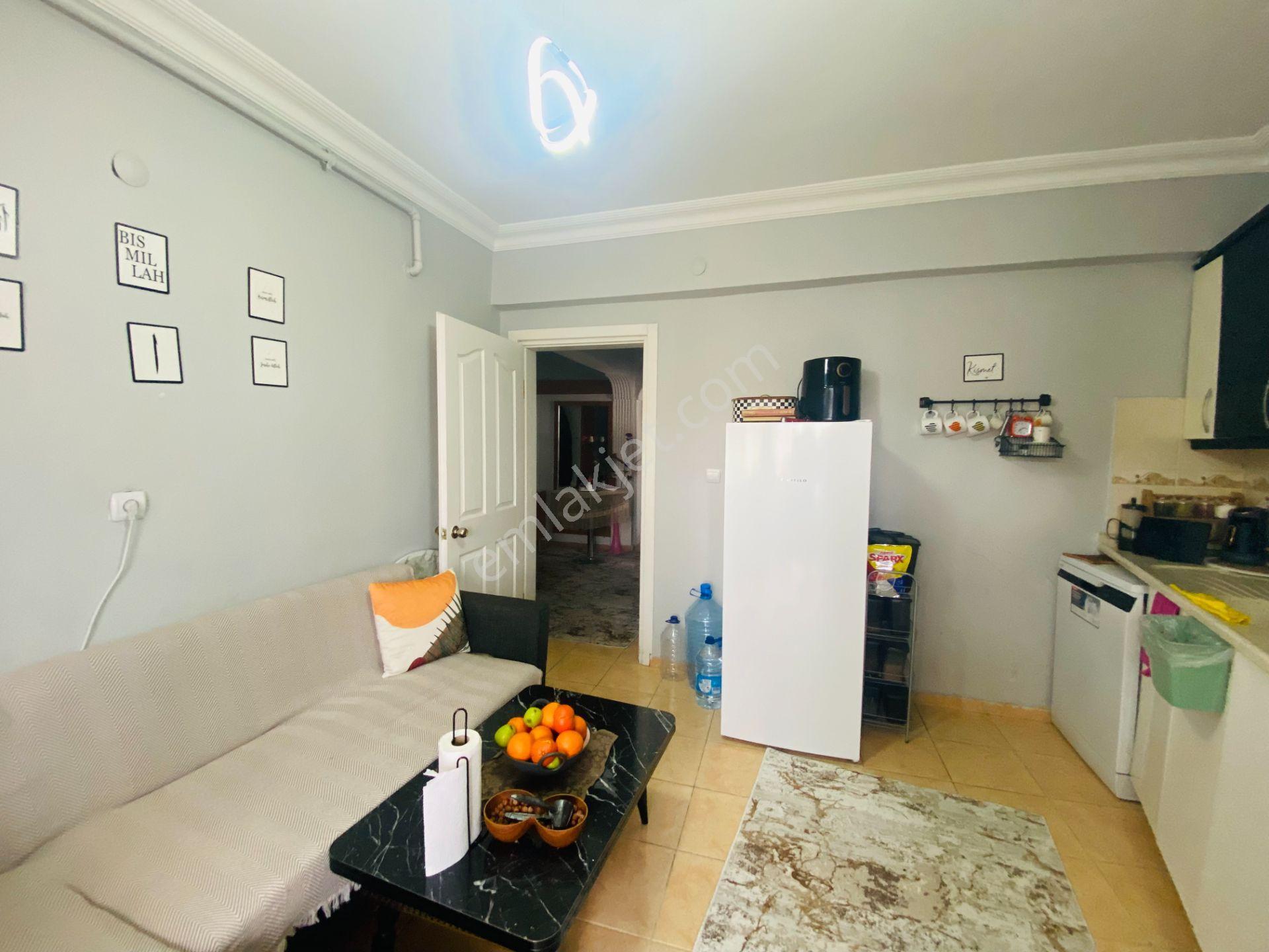 Güven'den Kapaklı'da Belediye Meydanına Yakın Kombili Fırsat 3+1 Daire - Görsel 23
