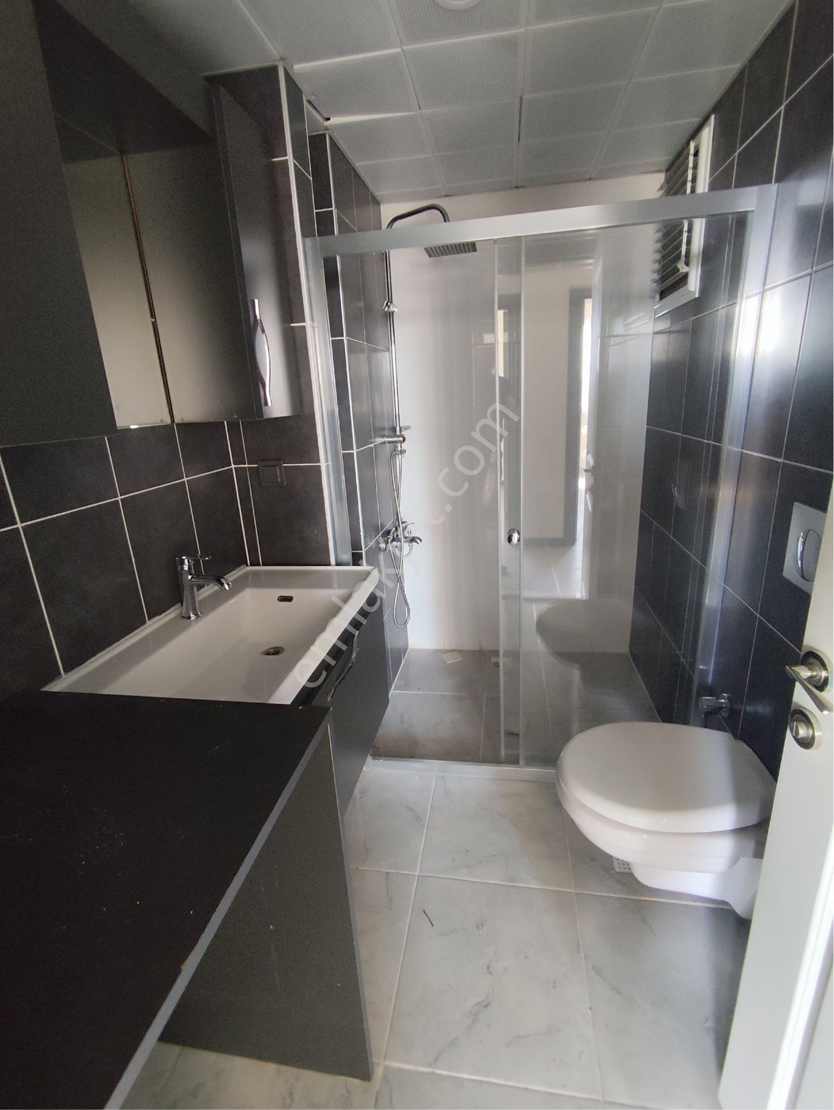 Aydınlar Mahallesinde 7/24 Güvenlikli Site İçerisinde 3+1 Geniş Kiralık Daire! - Görsel 18