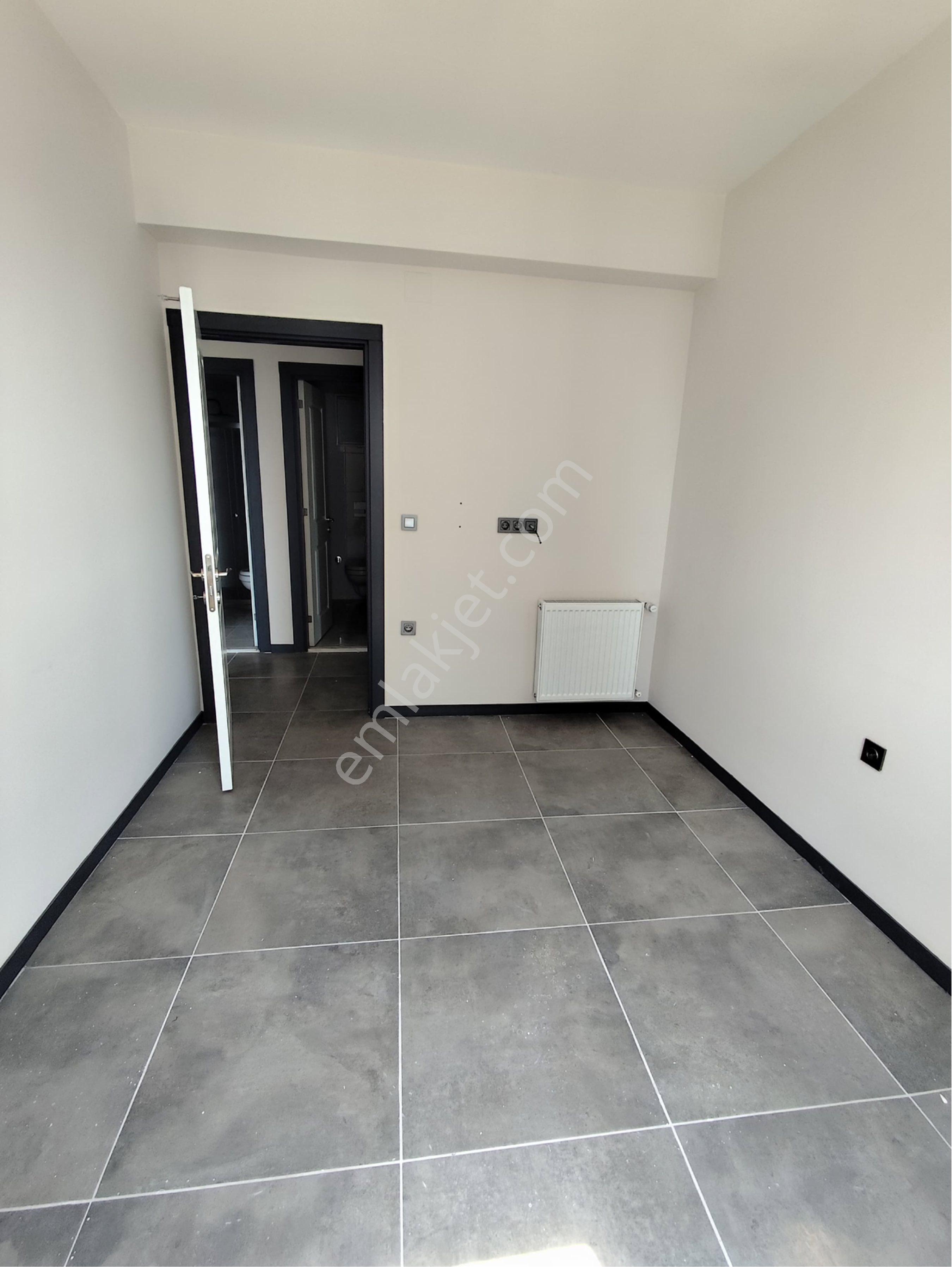 Aydınlar Mahallesinde 7/24 Güvenlikli Site İçerisinde 3+1 Geniş Kiralık Daire! - Görsel 14