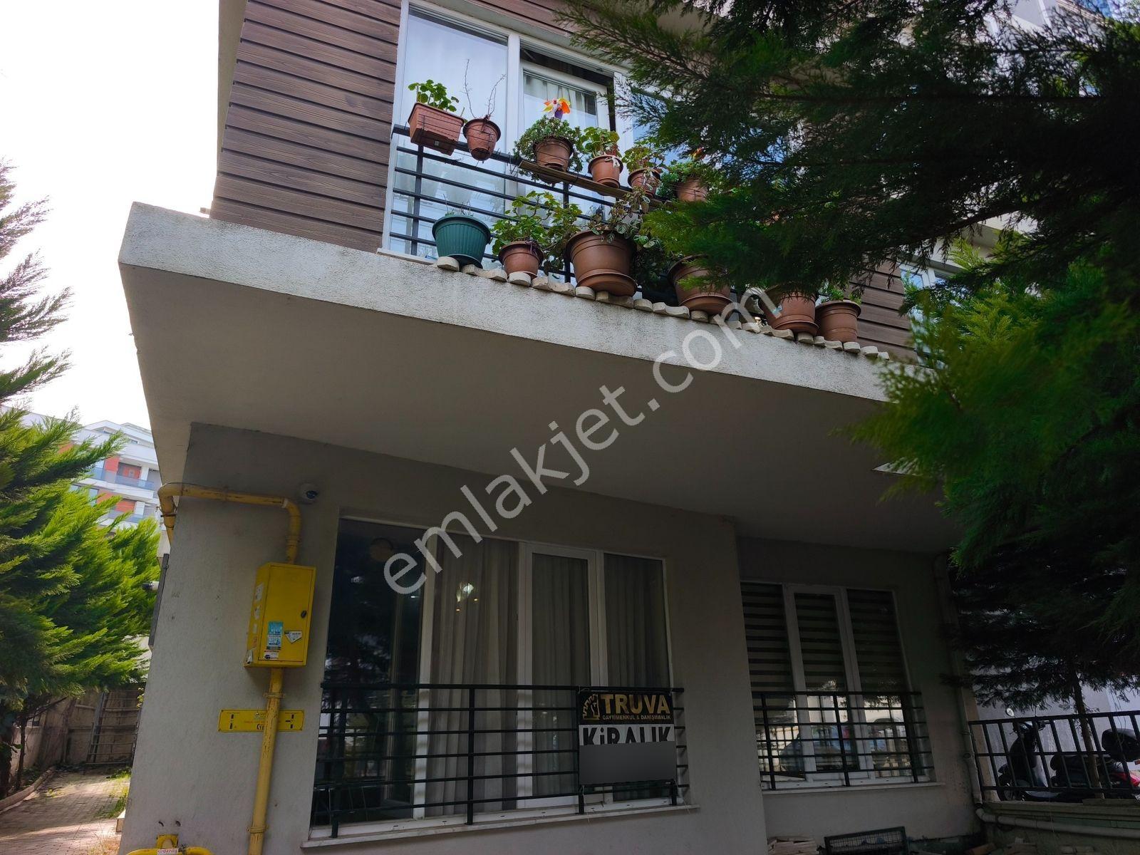 Truva/nazım Demirci'den Tramvay Altında Kiralık 1+1 Eşyalı Daire - Görsel 29