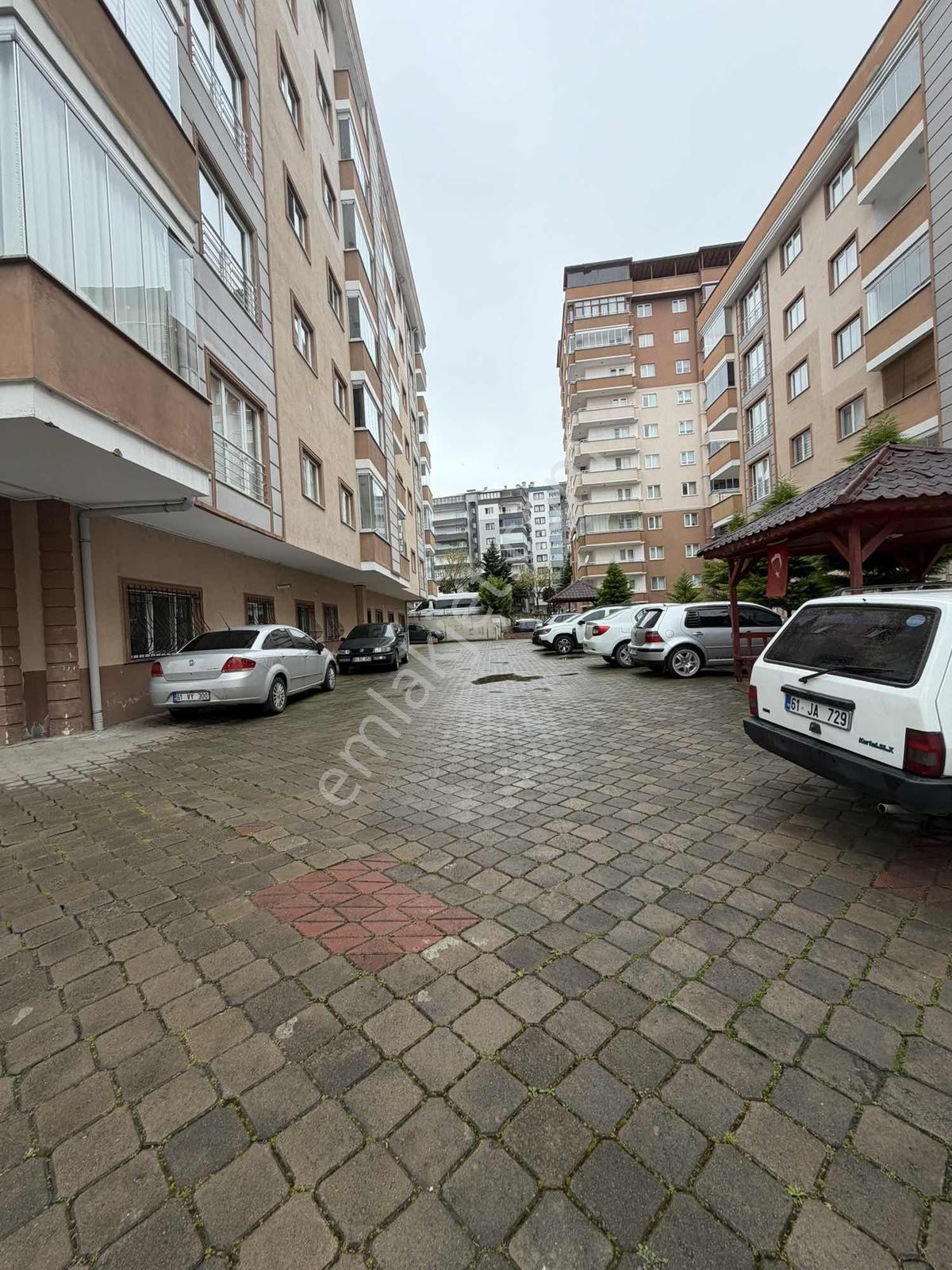 Doğu Gayrimenkulden Merkezi Yerde Kiralık 3+0 Giriş Katı - Görsel 12