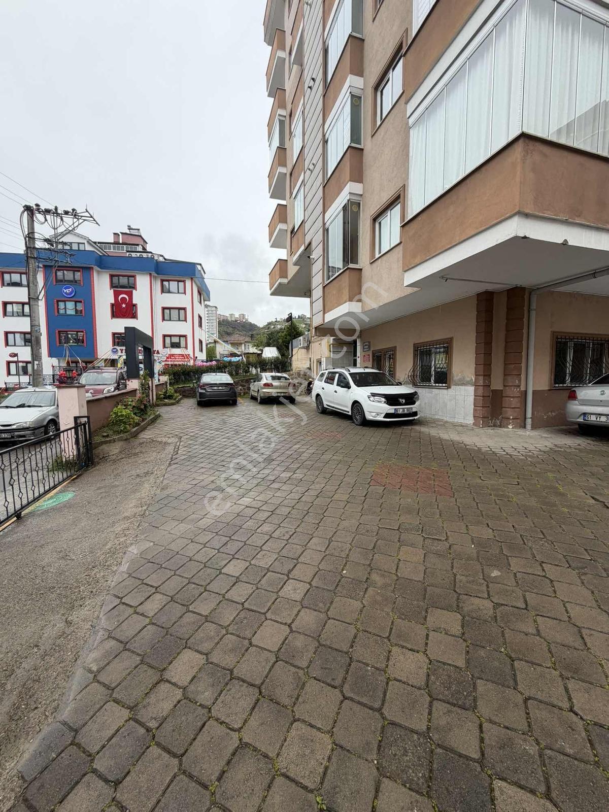 Doğu Gayrimenkulden Merkezi Yerde Kiralık 3+0 Giriş Katı - Görsel 5