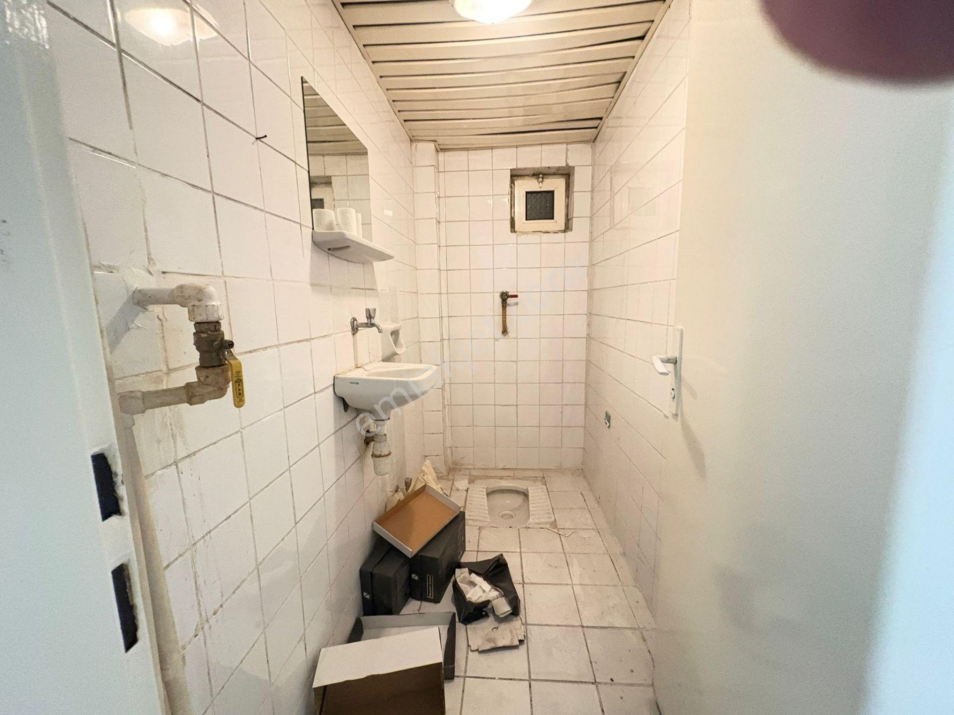 Göral Emlak 2+1 Boş Polis Evi Arkası Vadi Bilokların Da Orta Kat Dikmen Vadisi Manzaralı - Görsel 24