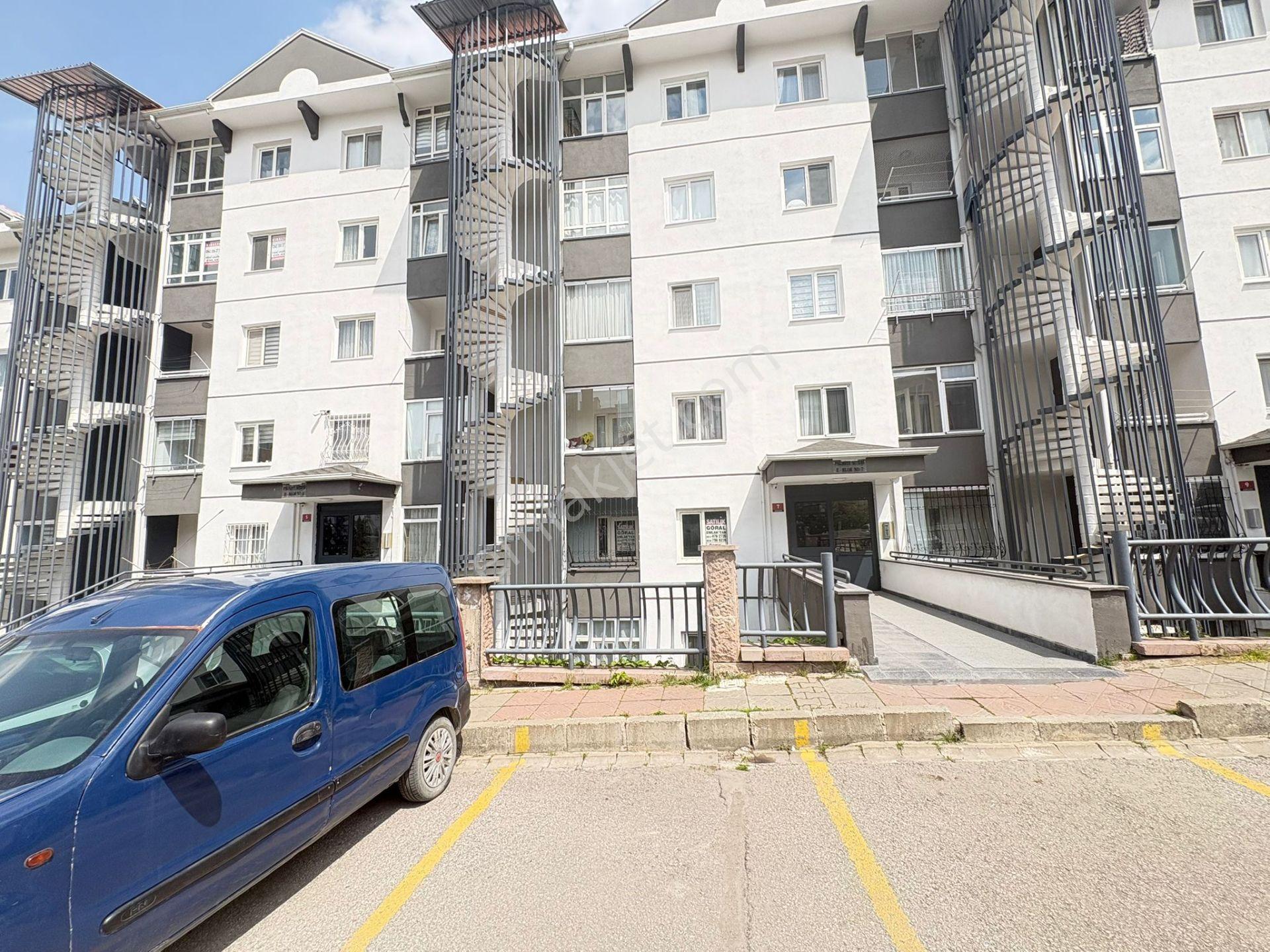 Göral Emlak 2+1 Boş Polis Evi Arkası Vadi Bilokların Da Orta Kat Dikmen Vadisi Manzaralı - Görsel 15