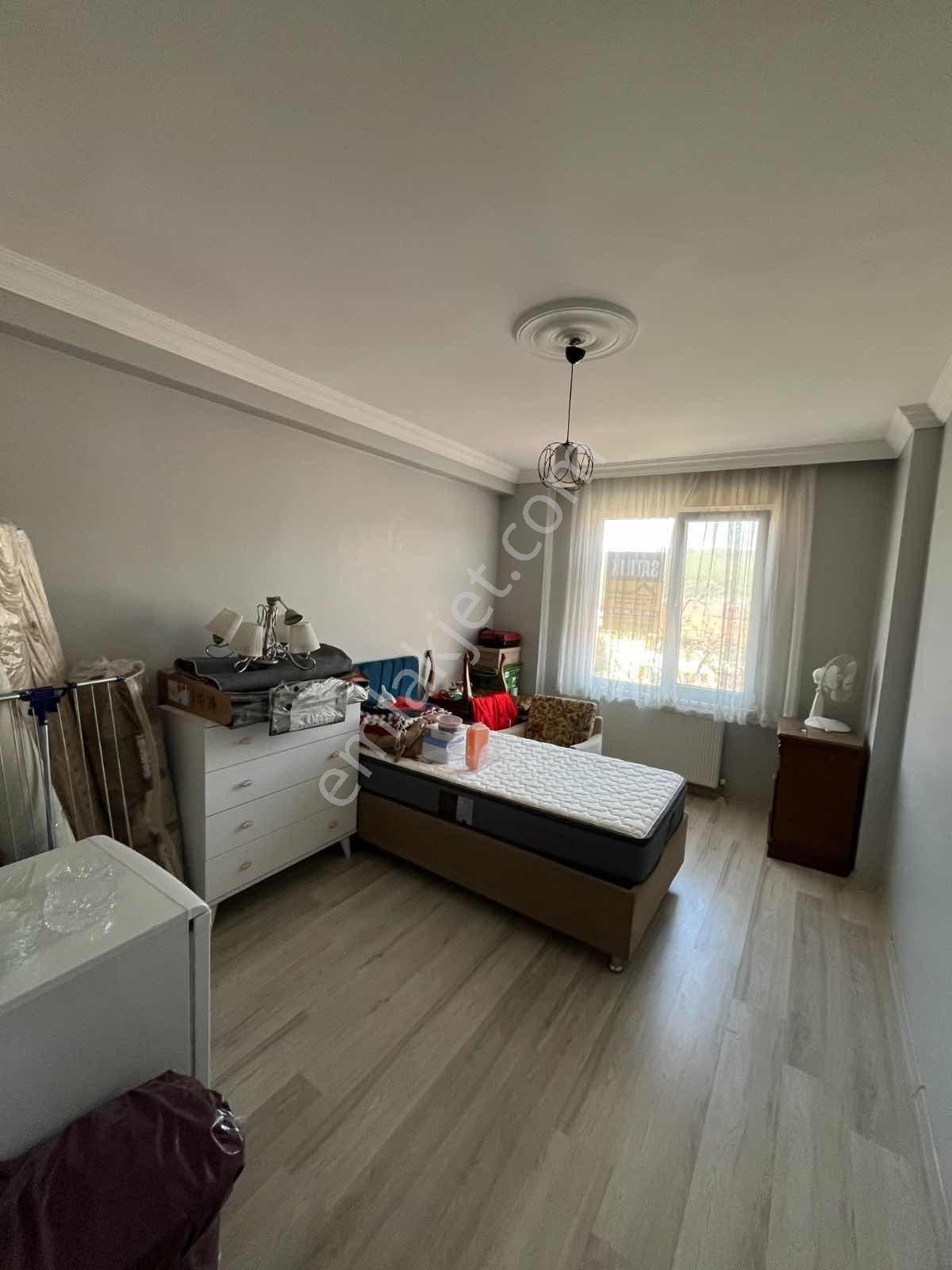 Ruşen Aydın Gayrimenkul'den Kaynaşlı Merkezde Satılık Daire - Görsel 11