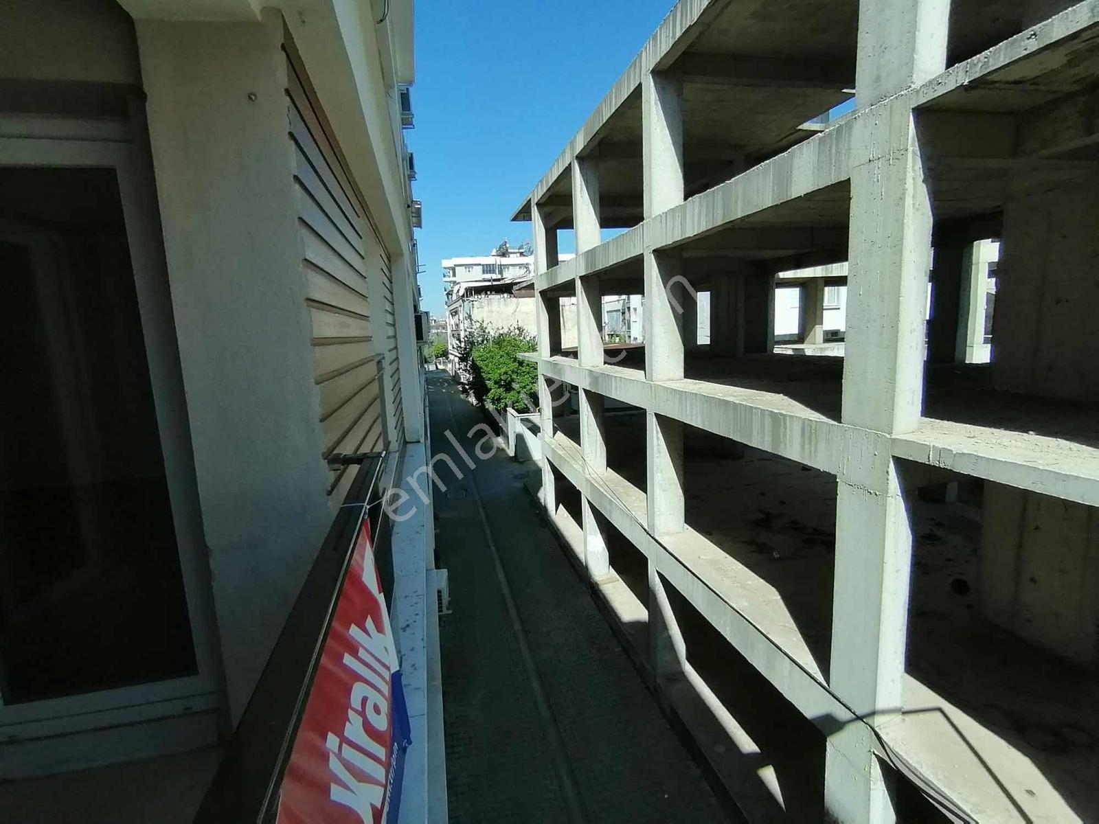 Re/max Pınden 9 Yıllık Binada Arakat 3+1 Doğalgazlı Asansörlü - Görsel 2