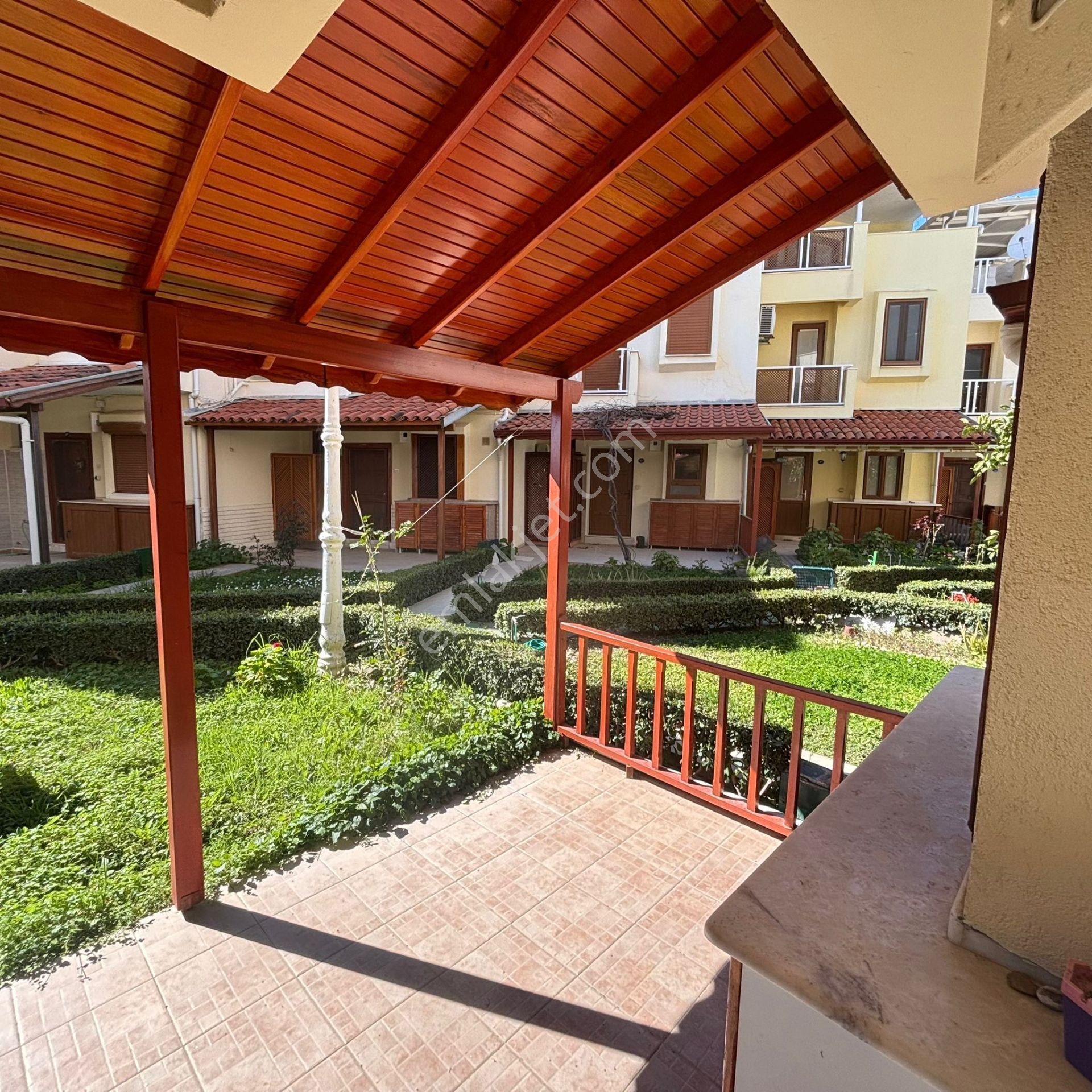 Menderes Turyap'tan Gümüldür'de Denize Sıfır Eşyalı Kiralık Vila - Görsel 31