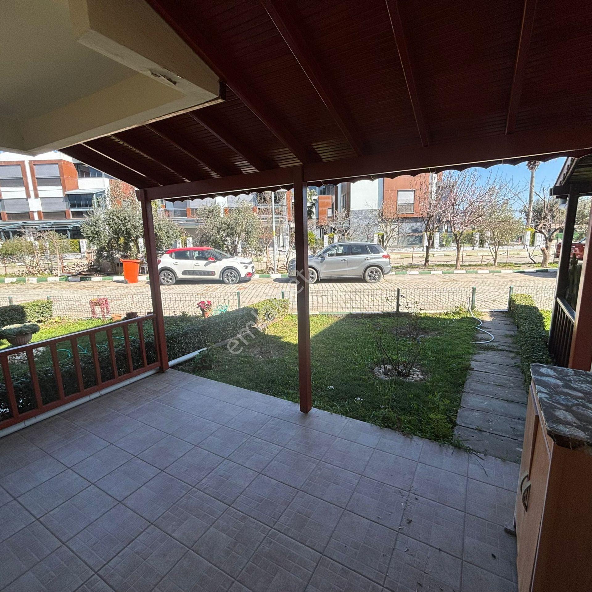 Menderes Turyap'tan Gümüldür'de Denize Sıfır Eşyalı Kiralık Vila - Görsel 27