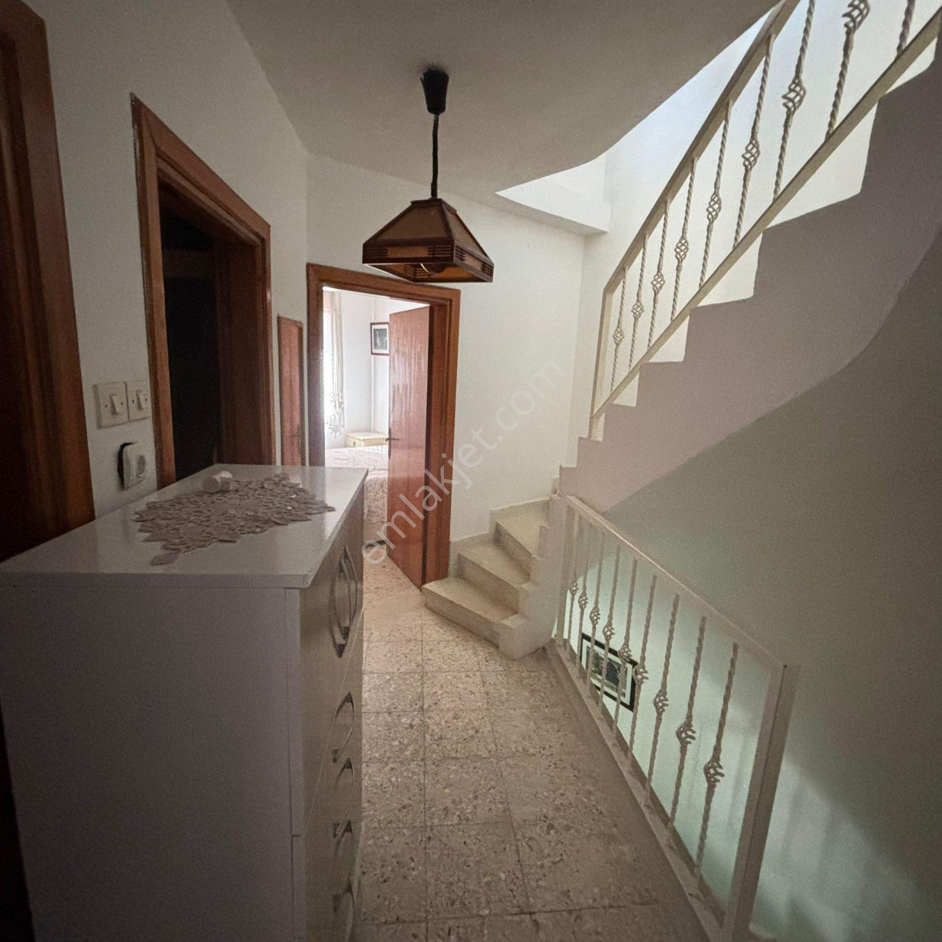 Menderes Turyap'tan Gümüldür'de Denize Sıfır Eşyalı Kiralık Vila - Görsel 23