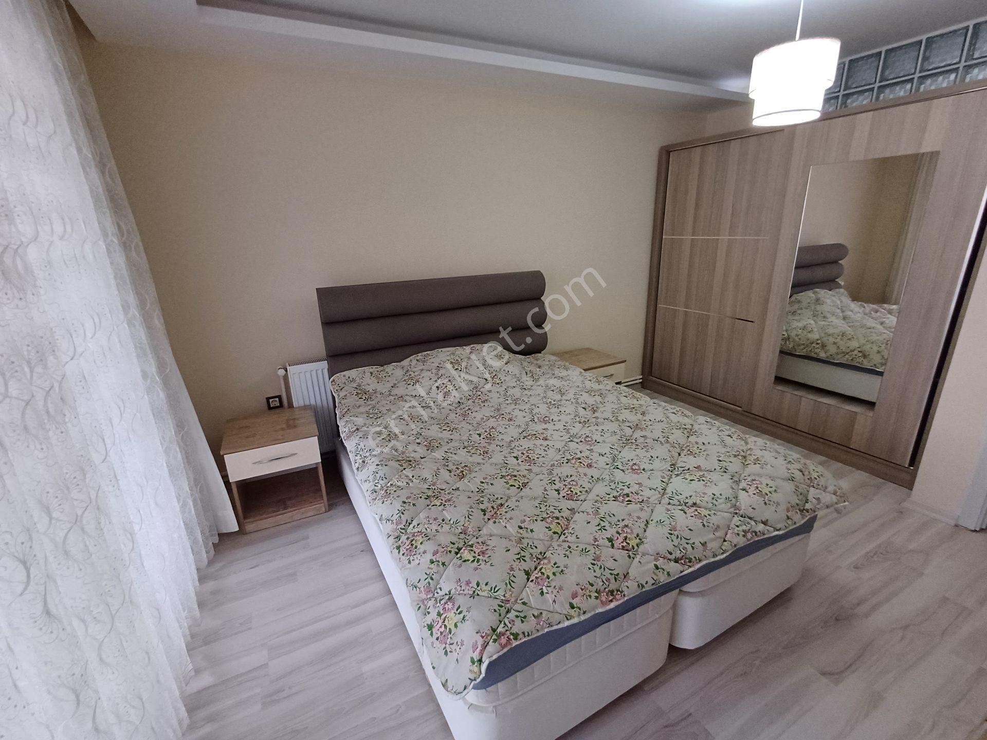 Kuşadası Merkeze Yakın Ful Eşyalı Yıllık Kiralık Dubleks Daire - Görsel 20