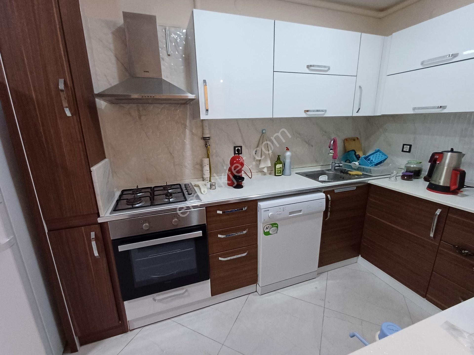 Kuşadası Merkeze Yakın Ful Eşyalı Yıllık Kiralık Dubleks Daire - Görsel 6