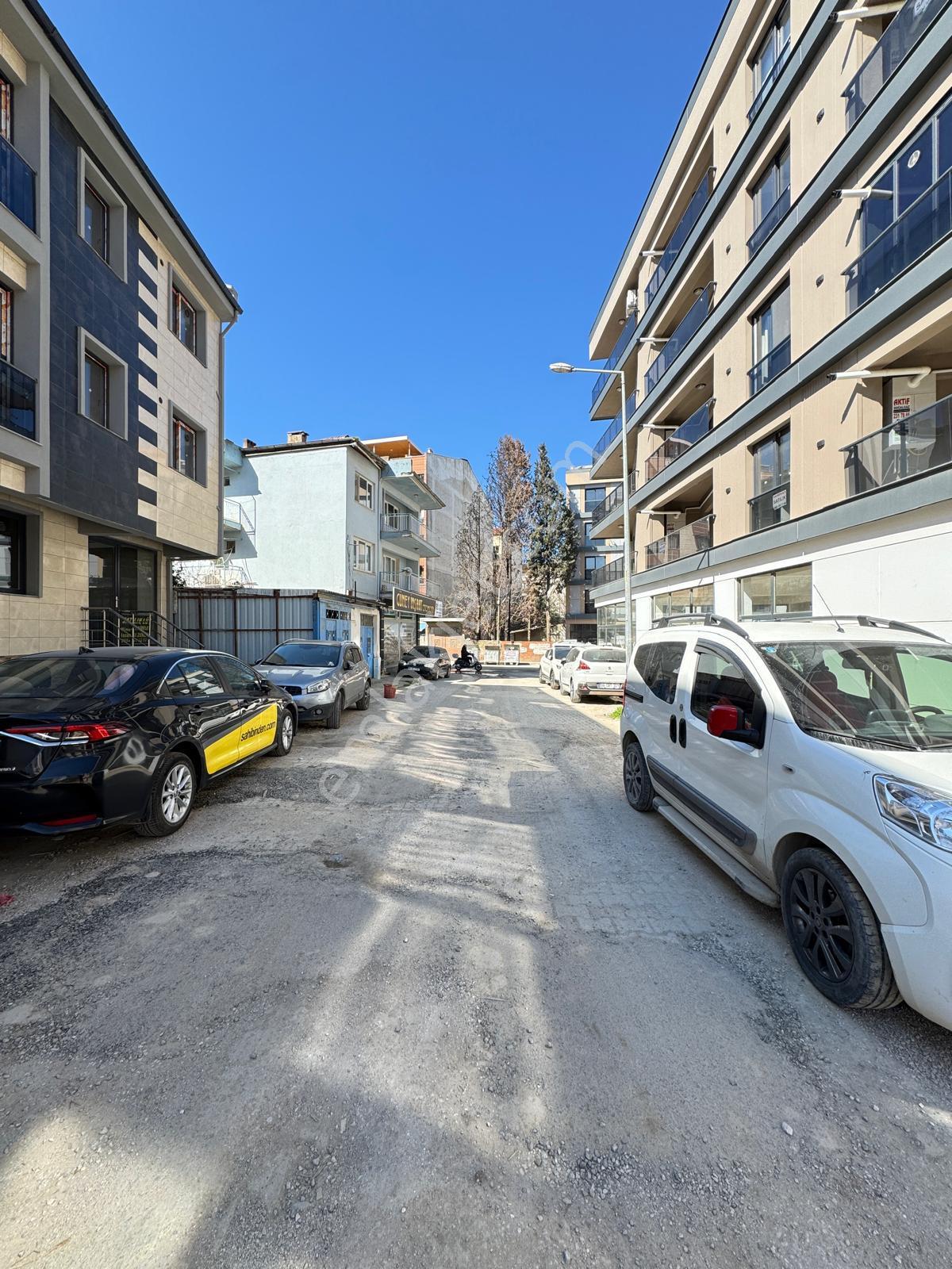 Zeki Emlak'tan Muradiye İstasyon Civ 2+1k.mutfak Ara Kat Kiralık - Görsel 28