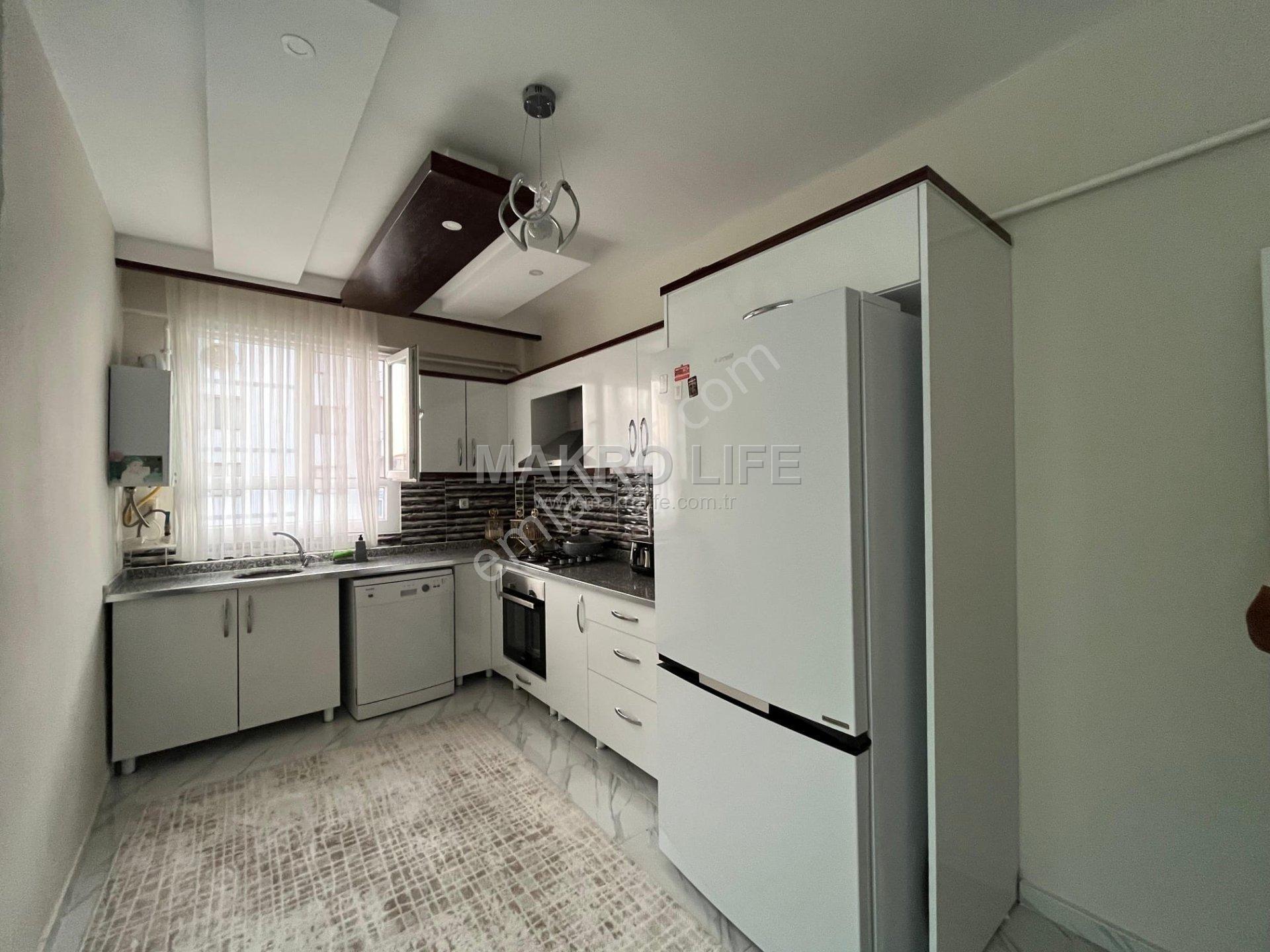 Bağcılar Urfa Yoluna Yakın 105 M2 Net İç Harika 2.5+1 Acildir - Görsel 2