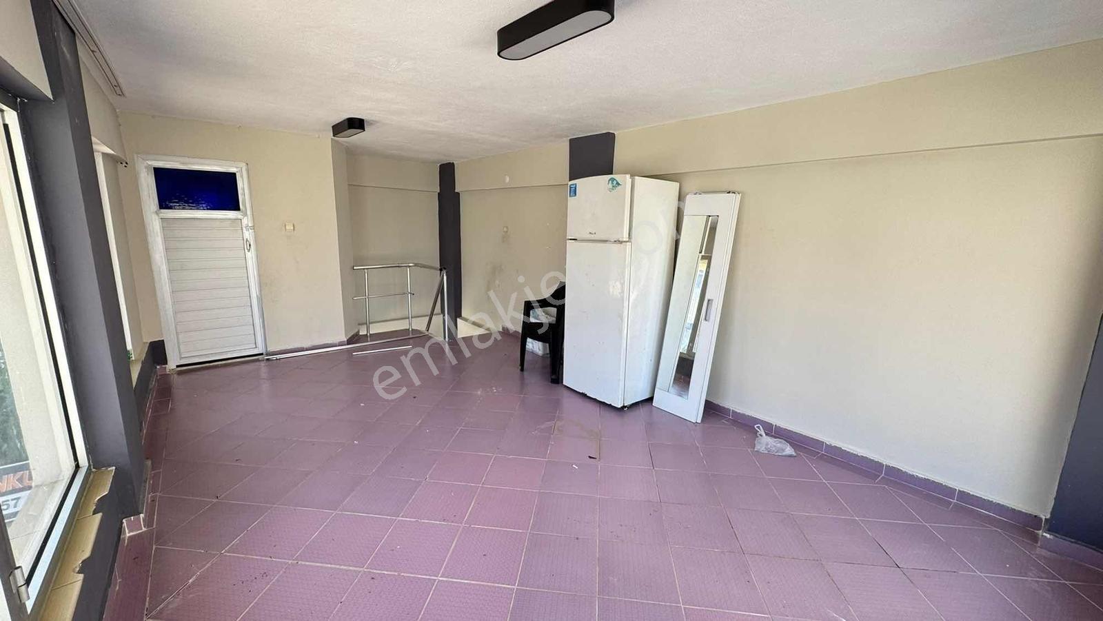 Belek Cumhuriyeti Caddesin Kiralık Köşe Dükkan - Görsel 19
