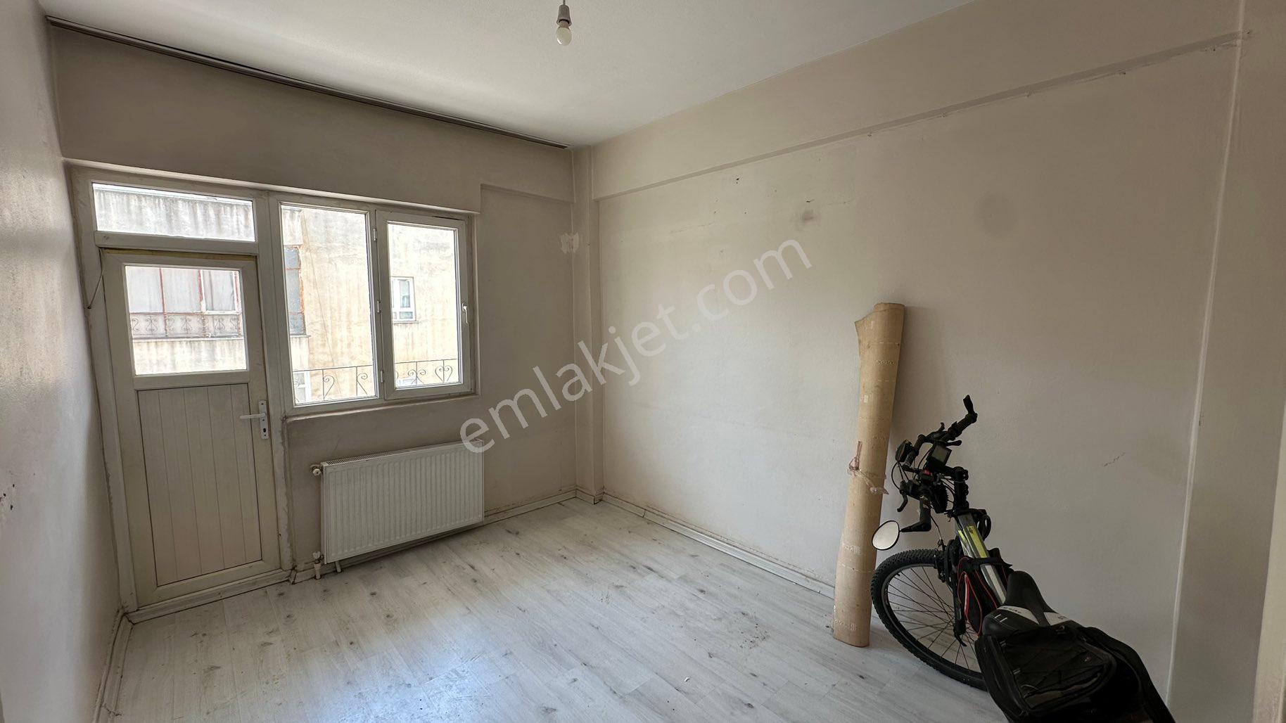 Deniz Gayrimenkul’den Yenişehir Bankalar Arkasında Satılık 2+1 Doğalgazlı Ara Kat Daire - Görsel 7