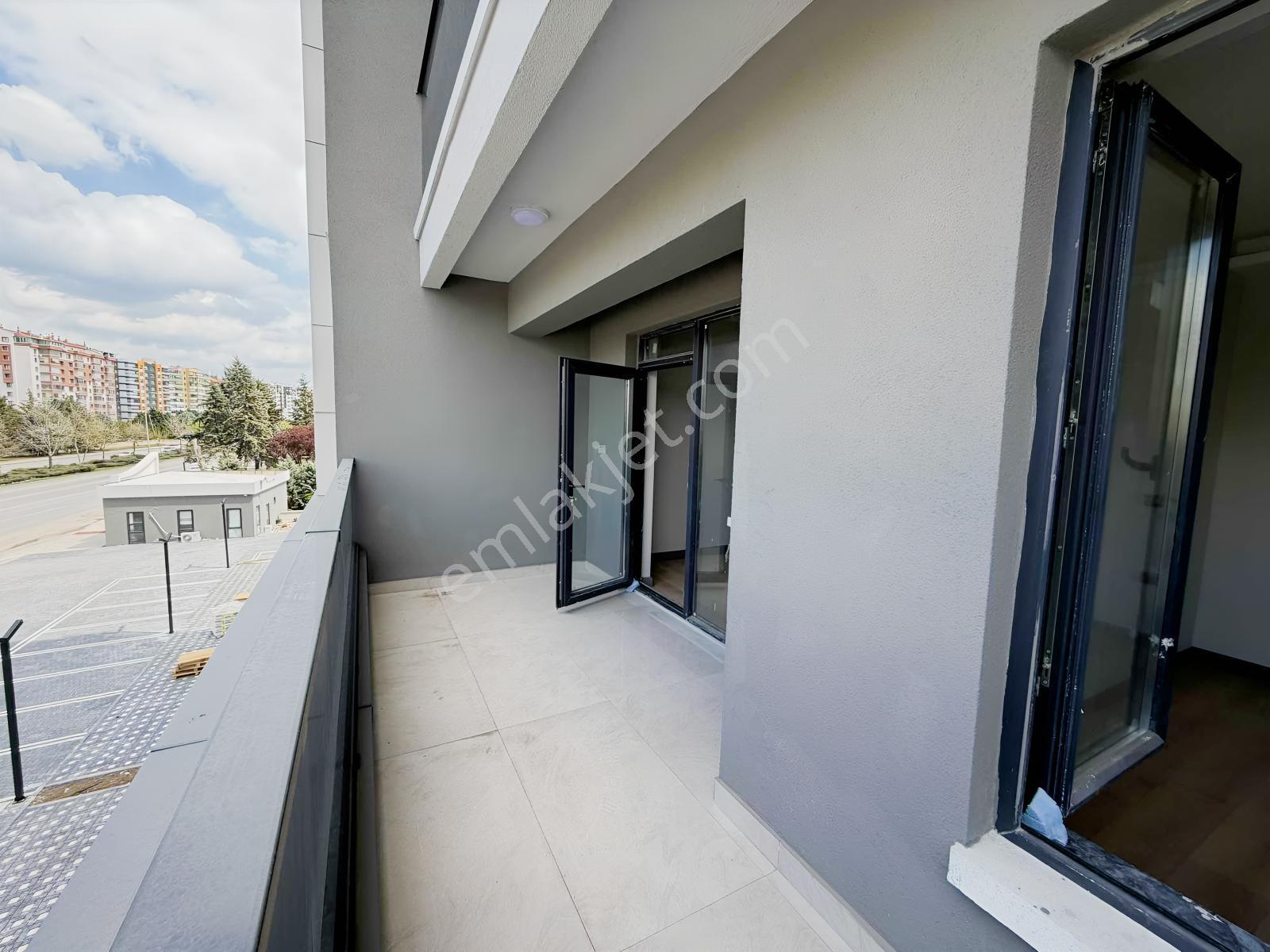 İstanbul Yolu Üzeri Sef Premiumda Kiralık 2+1 Ofis - Görsel 17