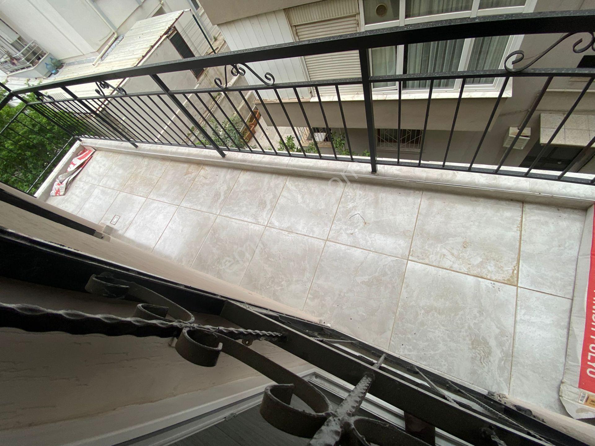 Acill Buca İşçievleri Yiğitler Mah.de 3+1 130m2 Dgazlı Arakat Full Tadilatlı Satılık Daire - Görsel 33