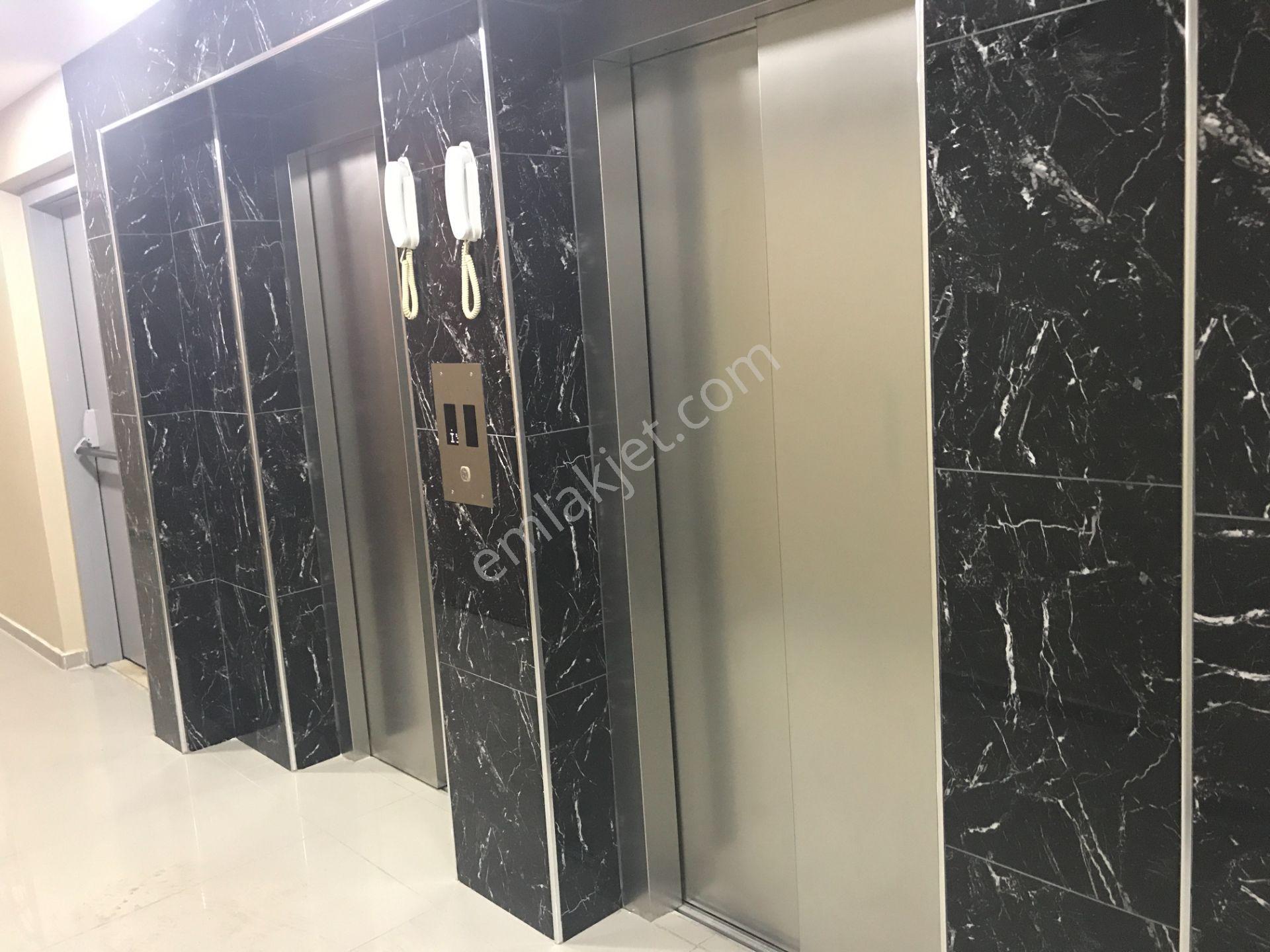 Çeliktepe Adatepe Teras'da Metroya Yakın, 2+1 Kiralık Lüks Daire - Görsel 21