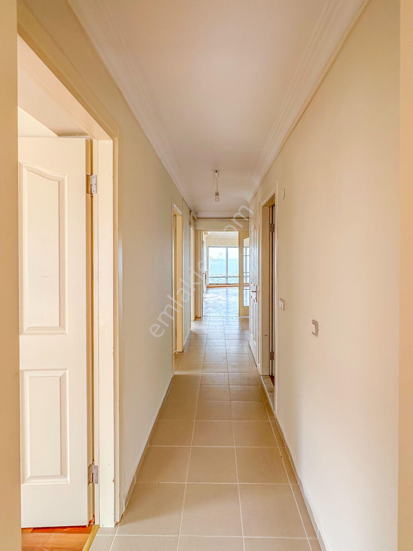 İzmir Narlıdere Narlı Mah. Deniz Manzaralı 156 M2 3+1 Daire - Görsel 32